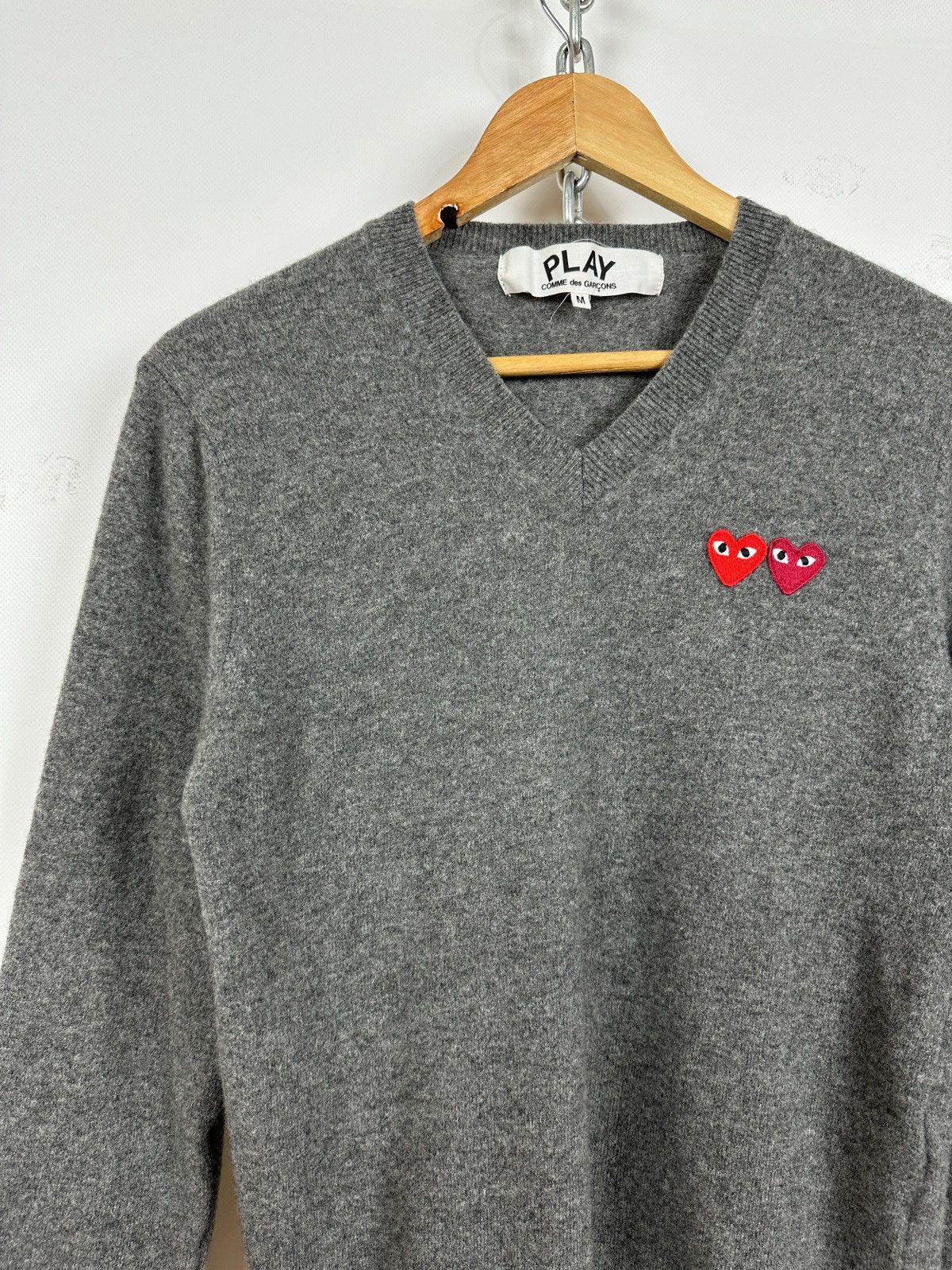 Comme des Garcons Comme des Garçons Play V-Neck Wool Double Heart Pullover Size US S / EU 44-46 / 1 - 6 Thumbnail