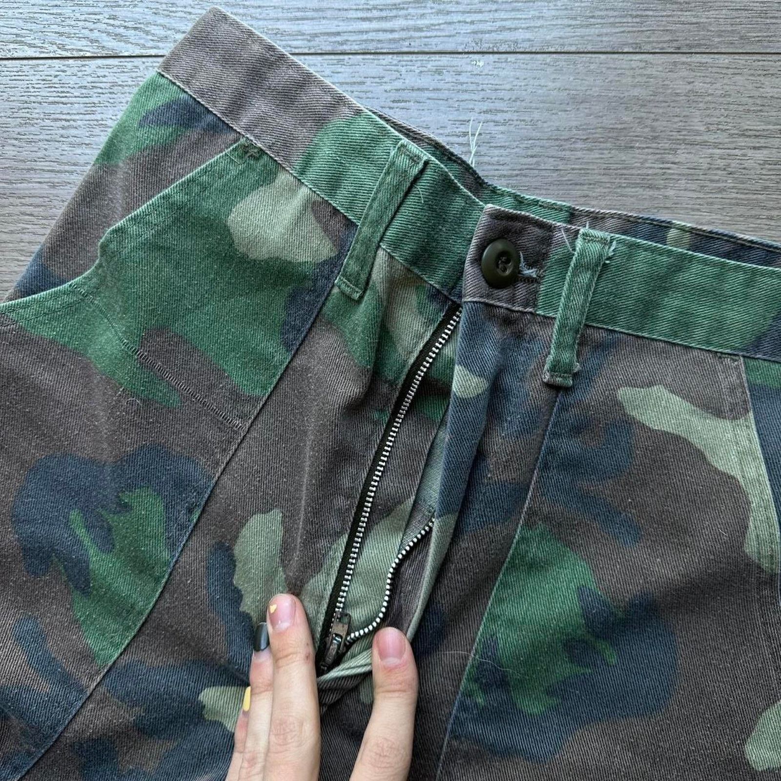 Vintage Vintage 80s OG 107 Camo Slim Flare Military Army Cotton Pant Size US 27 - 6 Thumbnail