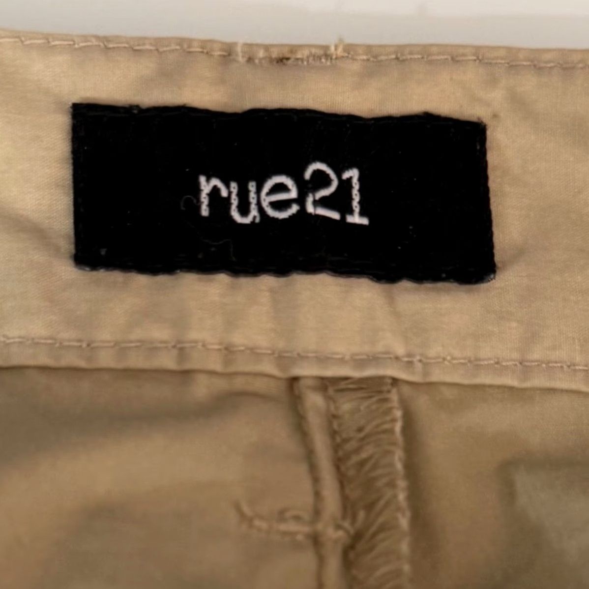 Vintage Rue21 Mens 36 Cargo Shorts Tan Khaki Flat Front Casual Outdoors Workwear Cargo Shorts 36 Beige Old Stock EUC Size US 36 / EU 52 - 6 Thumbnail