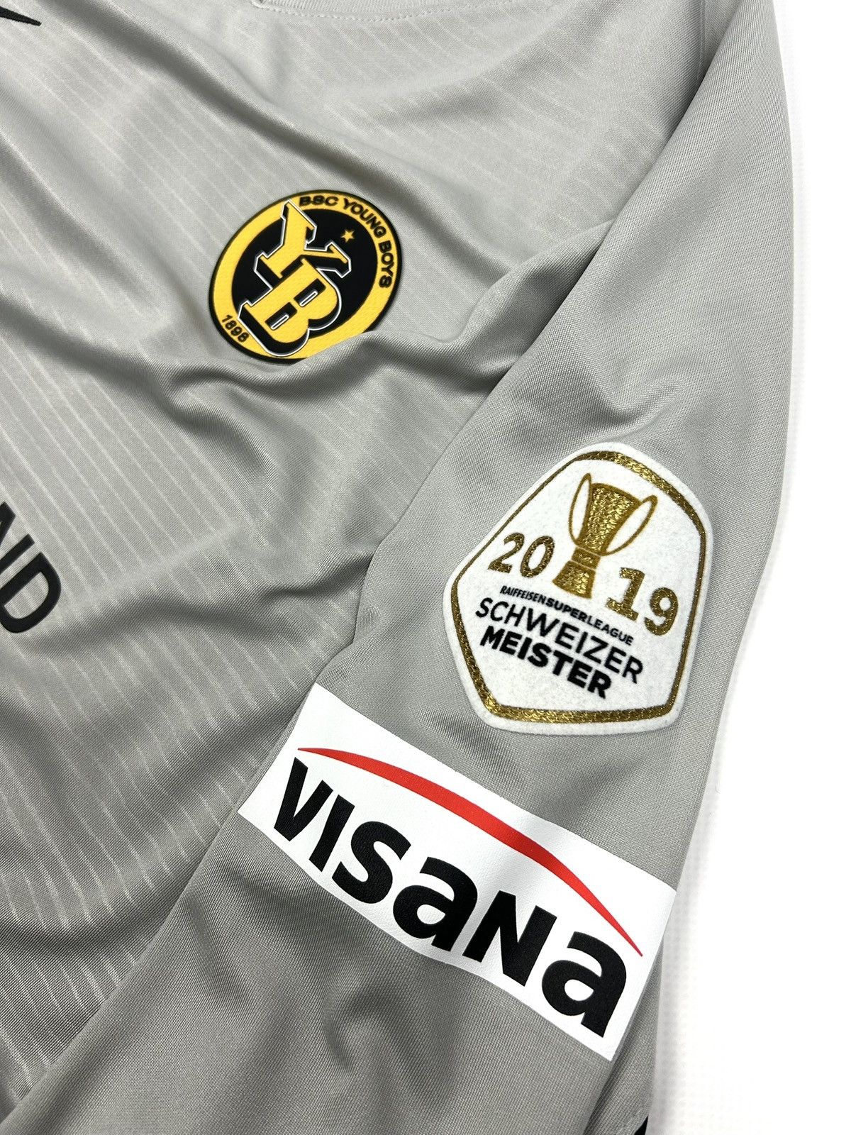 Nike BSC Young Boys 2019 Goalkeeper Jersey Shirt Von Ballmoos 26 Size US XL / EU 56 / 4 - 12 Thumbnail