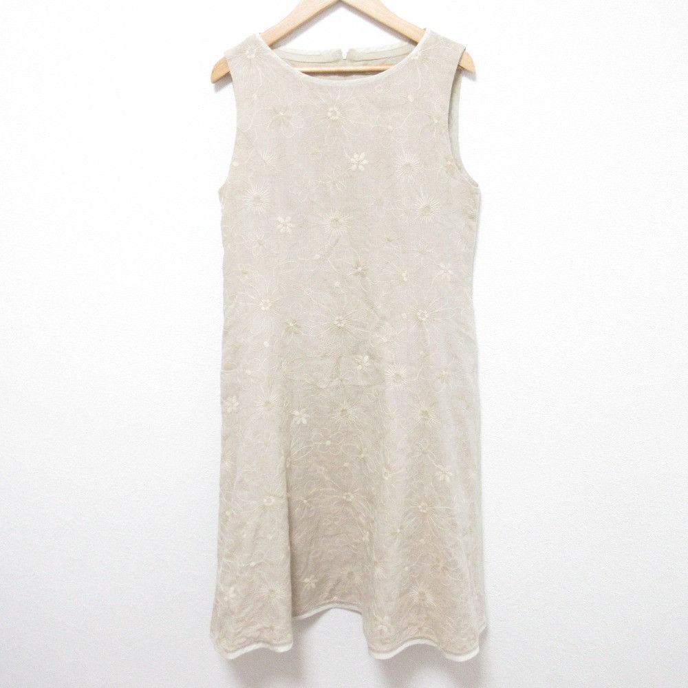 Other Other FOXEY Bloom Embroidery Dress Textile Dresses 41264 DUTY FREE for USA Size ONE SIZE - 1 Thumbnail