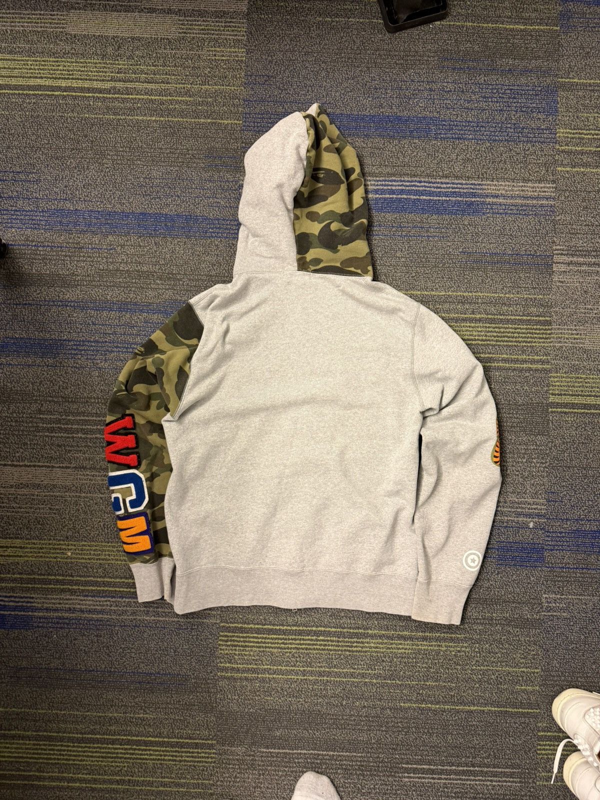 Bape BAPE Grey 1st Camo ABC Split Sleeve Chenille WGM Zip Up Size US L / EU 52-54 / 3 - 2 Thumbnail