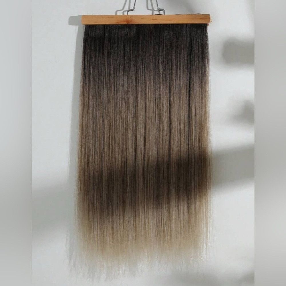 Other 24 Inch Ombre Clip in Hair Extensions Brown to Light Blond Size ONE SIZE - 7 Thumbnail