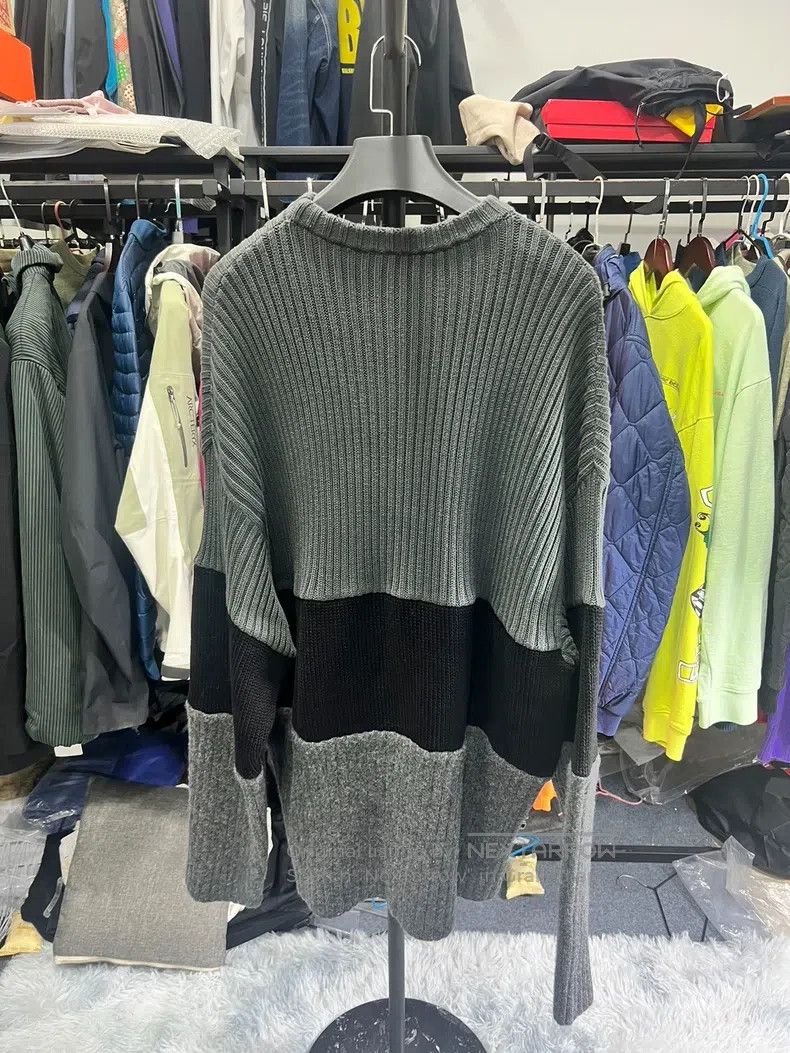 Balenciaga Balenciaga Printed Logo Sweater Size US S / EU 44-46 / 1 - 2 Thumbnail