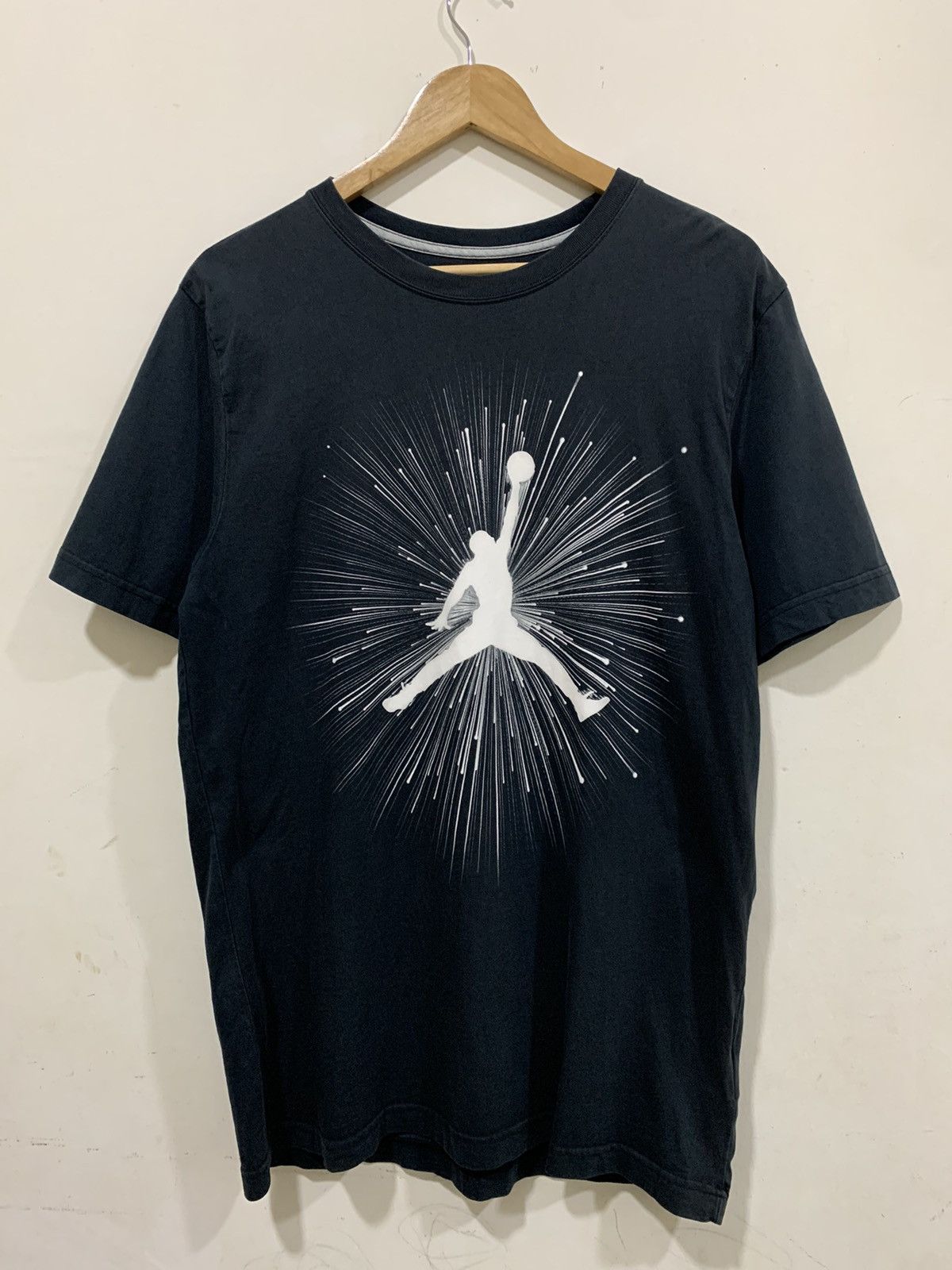 Jordan Brand × Nike × Vintage Vintage Air Jordan tee t-shirt Nike L Size US L / EU 52-54 / 3 - 1 Thumbnail