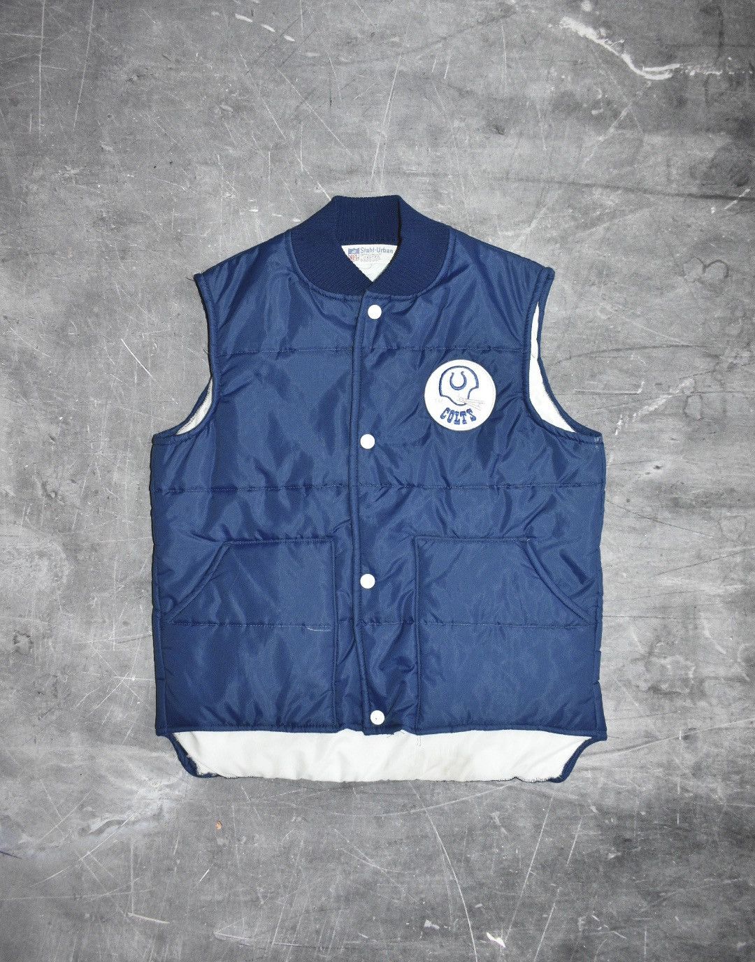 NFL × Vintage Vintage 90s Indianapolis Colts NFL Puffer Vest (S) Size US S / EU 44-46 / 1 - 1 Thumbnail