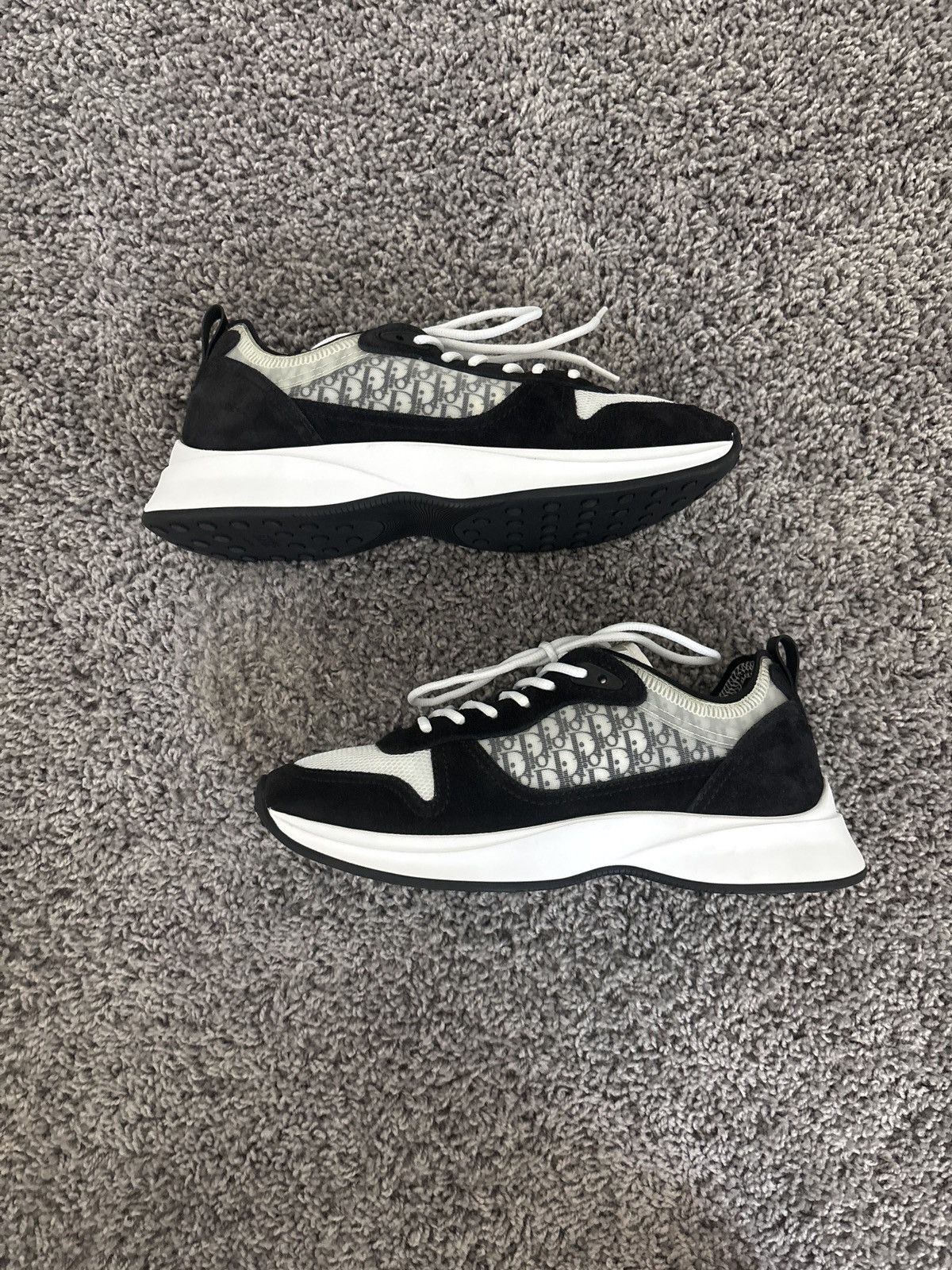 Dior B25 'Dior Oblique Black White'