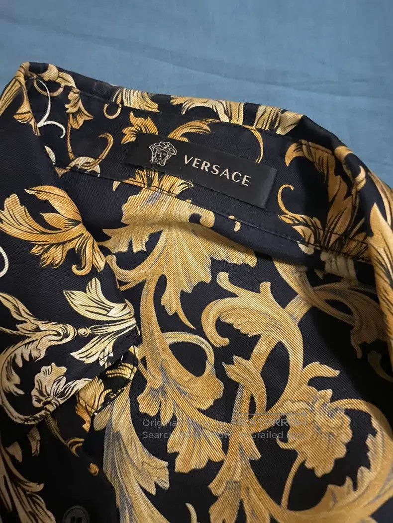 Versace Versace Silk shirt Size US M / EU 48-50 / 2 - 2 Thumbnail