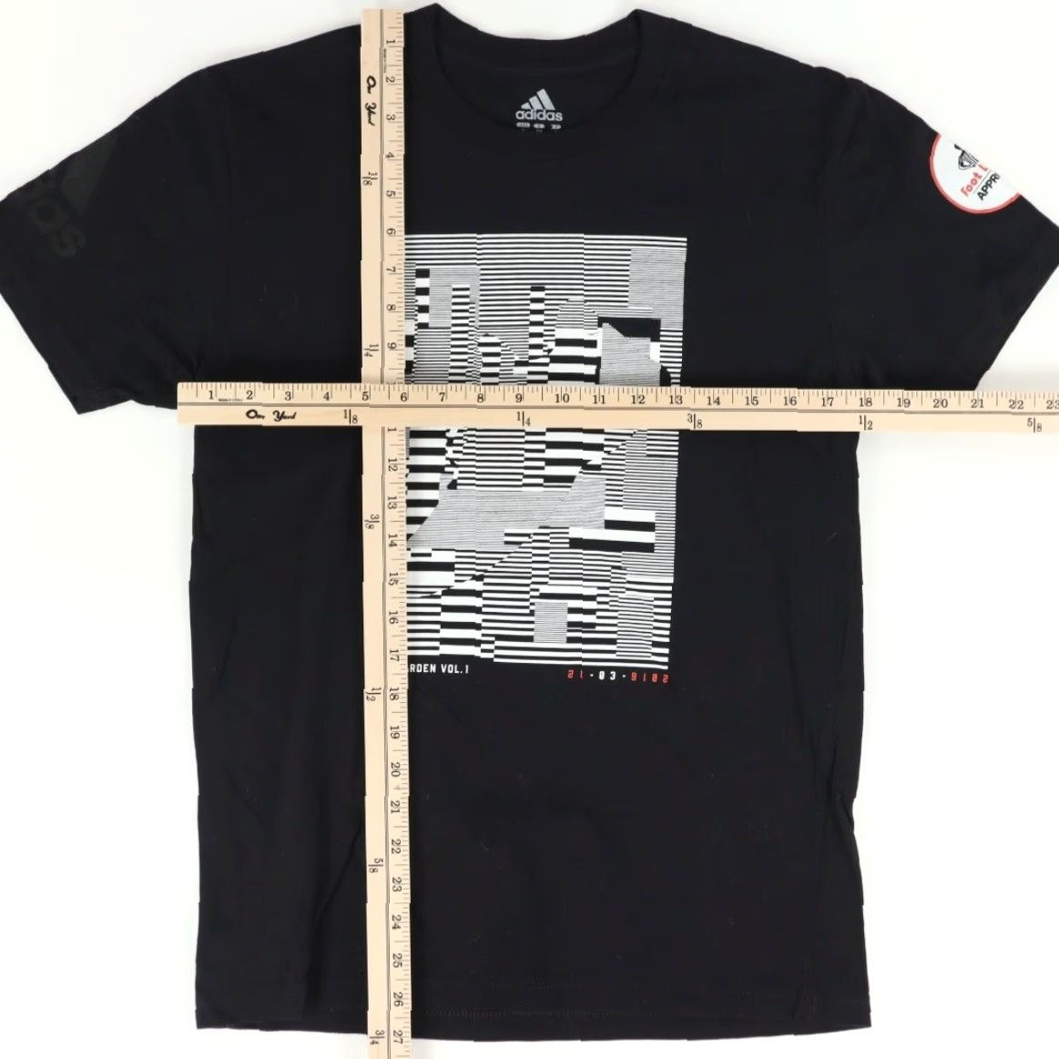 Adidas Adidas James Harden Vol.1 Foot Locker Solid T-Shirt Black Men's S Shirt Men S Black Adidas James Harden Vol.1 Foot Locker Solid T-Shirt Size US S / EU 44-46 / 1 - 3 Thumbnail