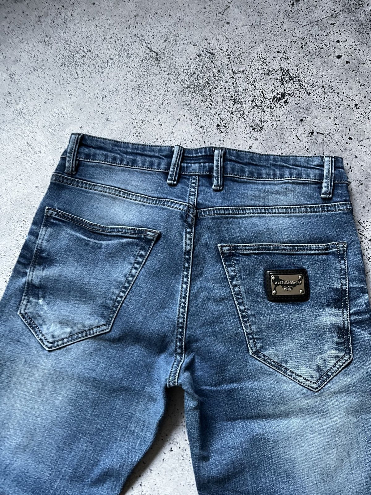 Dolce & Gabbana Vintage Dolce & Gabbana Metal Logo Denim Jeans Slim Fit Y2K Size US 32 / EU 48 - 4 Thumbnail