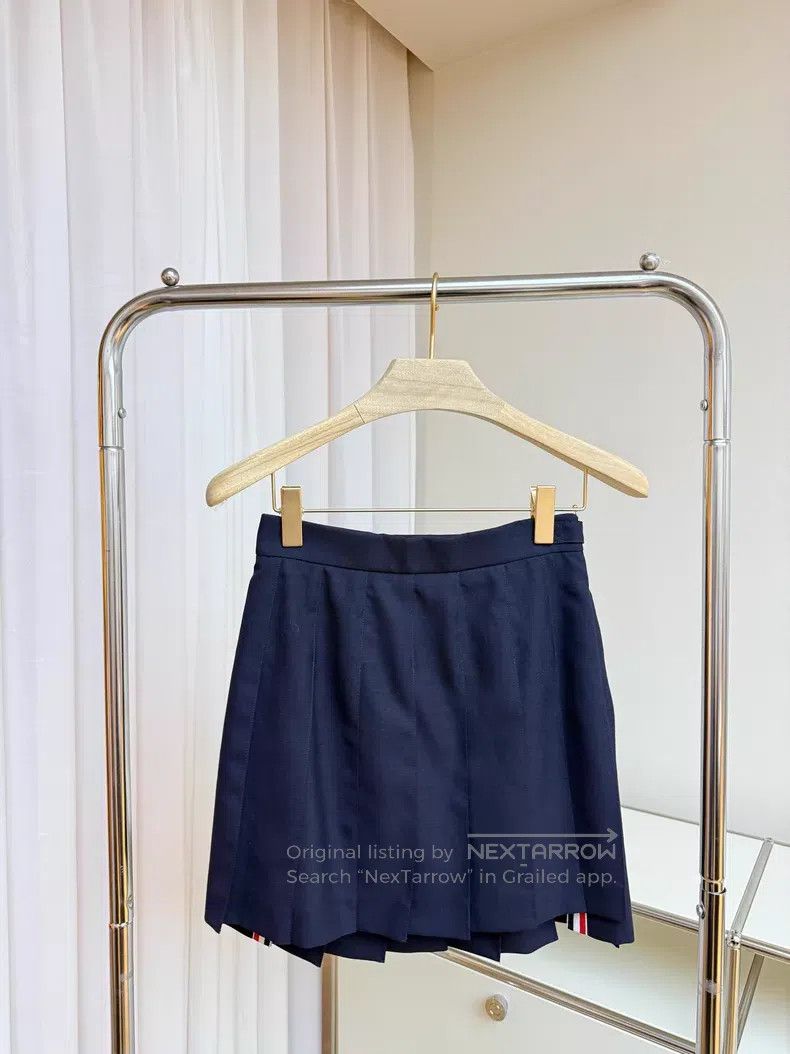 Thom Browne Thom Browne Dark Blue Pleated Skirt Size 24" / US 00 / IT 34 - 1 Thumbnail