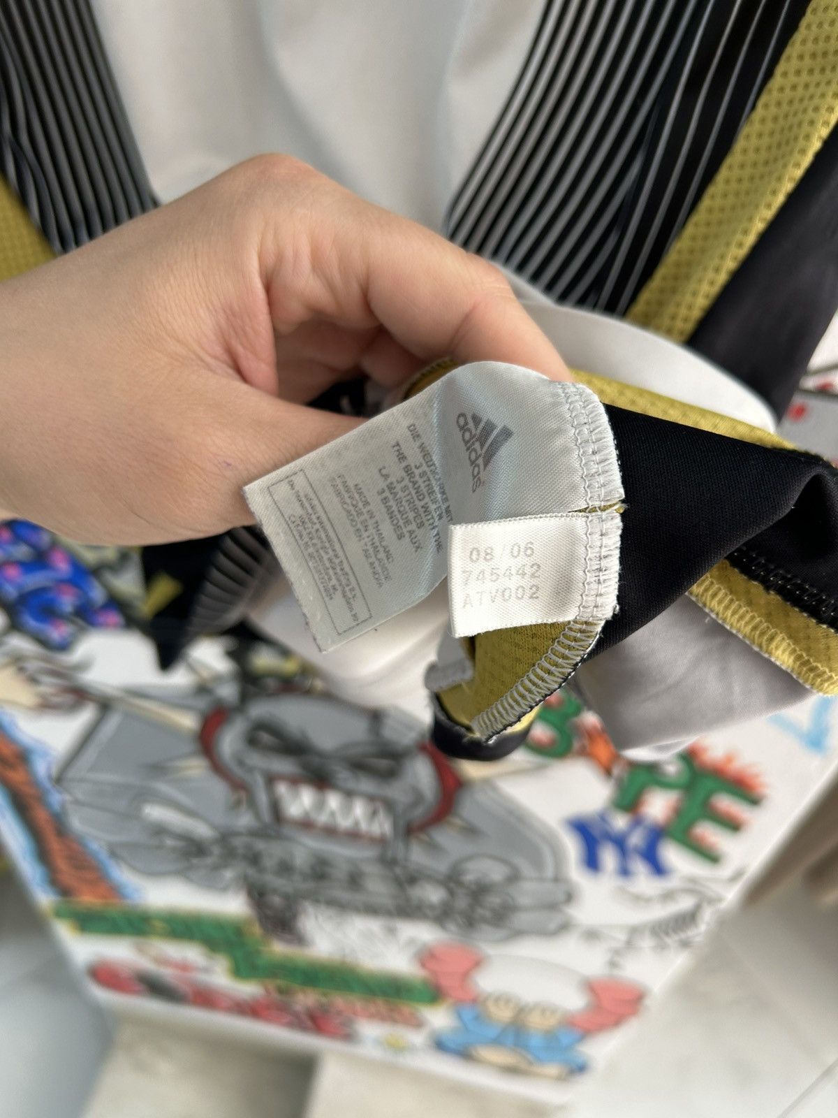 Adidas × Vintage Vintage adidas jersey Size US L / EU 52-54 / 3 - 4 Thumbnail