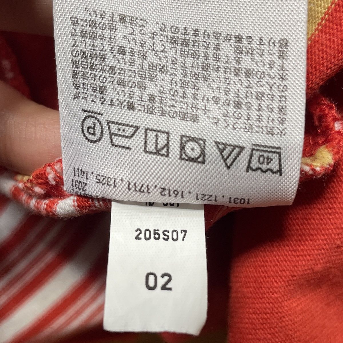 Japanese Brand × Marni × Uniqlo Vintage Japanese Brand Marni X Uniqlo T-shirt 2000s Size US M / EU 48-50 / 2 - 13 Thumbnail