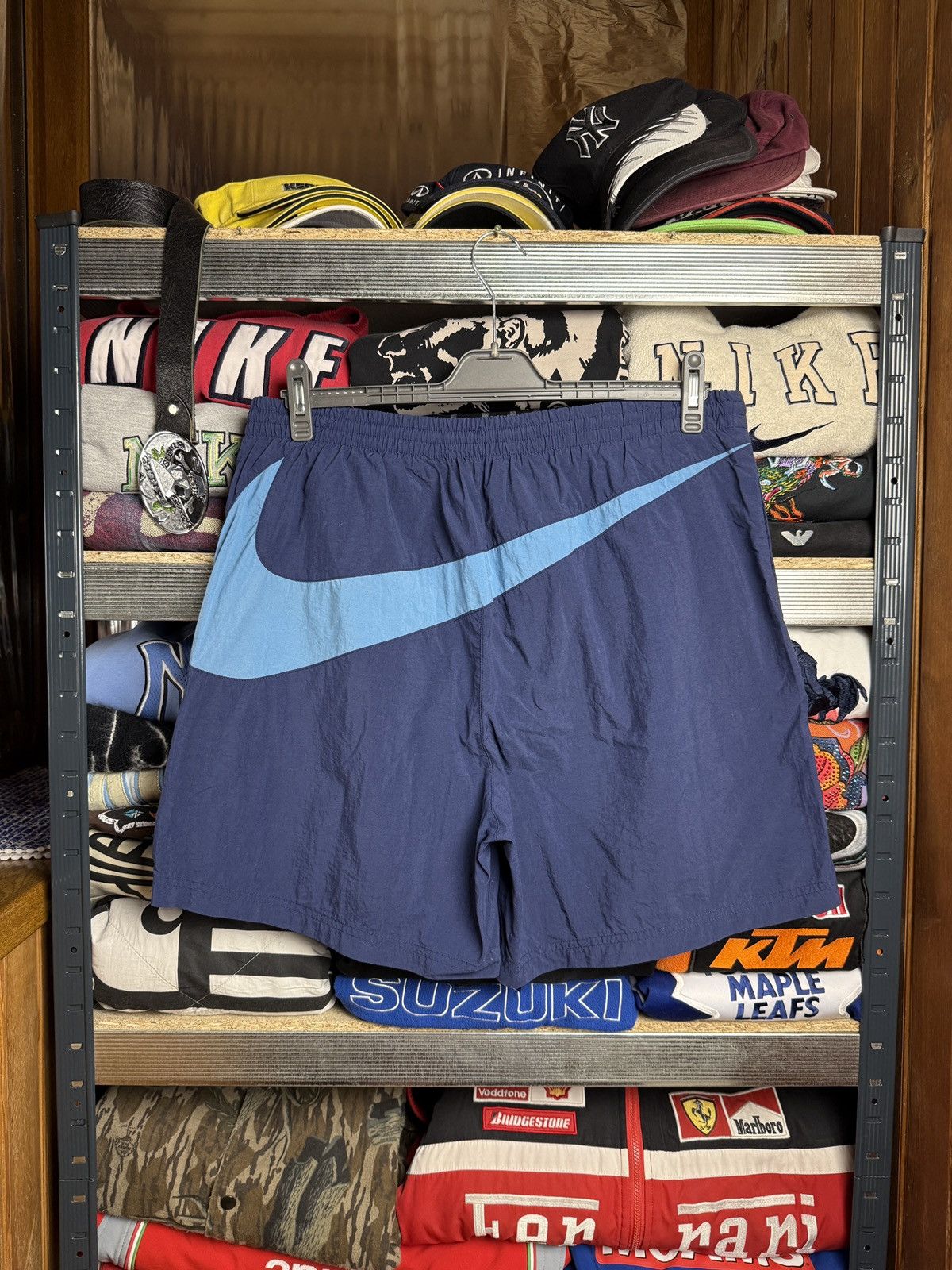 Nike Nike vintage shorts big swoosh logo 90s Size US 35 - 1 Thumbnail