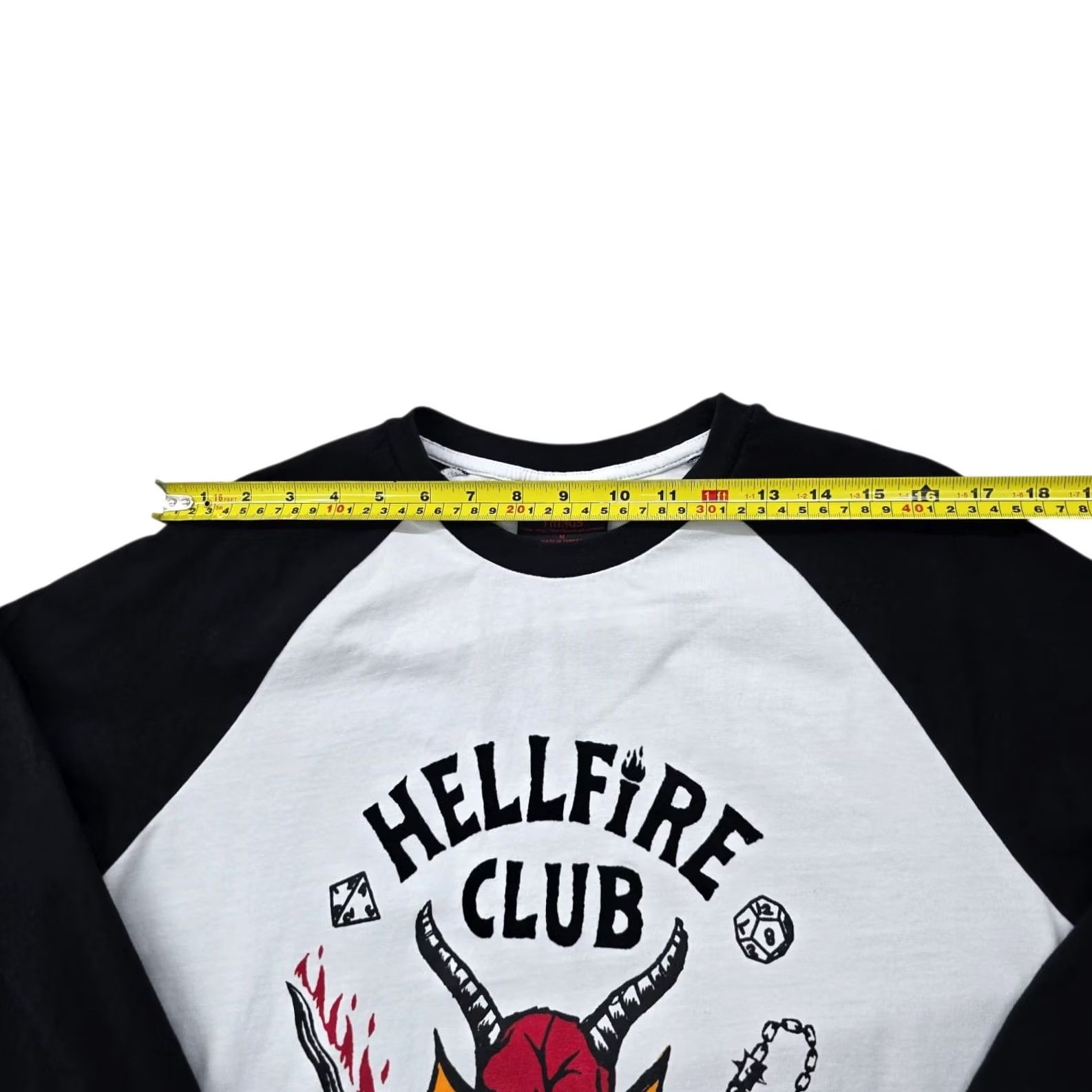 Vintage Netflix Hellfire Club Raglan Long Sleeve T-Shirt White/Black M Men Size US M / EU 48-50 / 2 - 5 Thumbnail