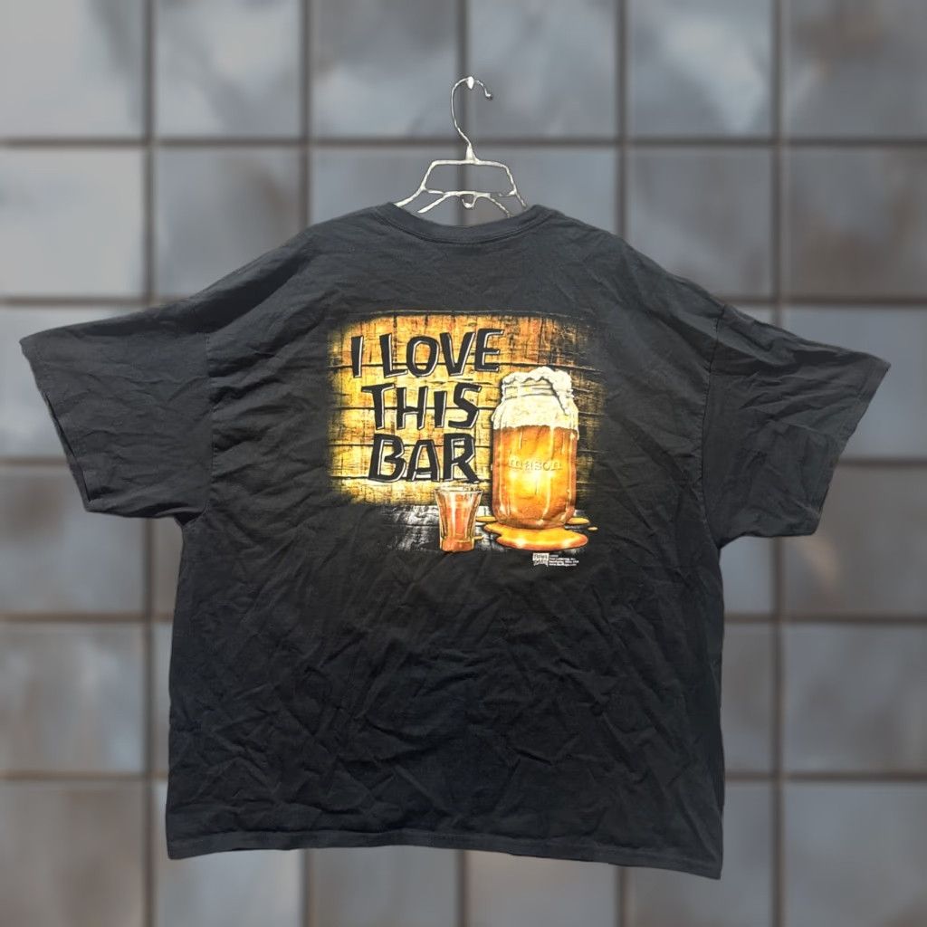 Gildan VINTAGE 00’s I l Love This Bar Beer Mason Black Short Sleeve T-Shirt Men’s 3XL Mens Size US XXL / EU 58 / 5 - 1 Thumbnail