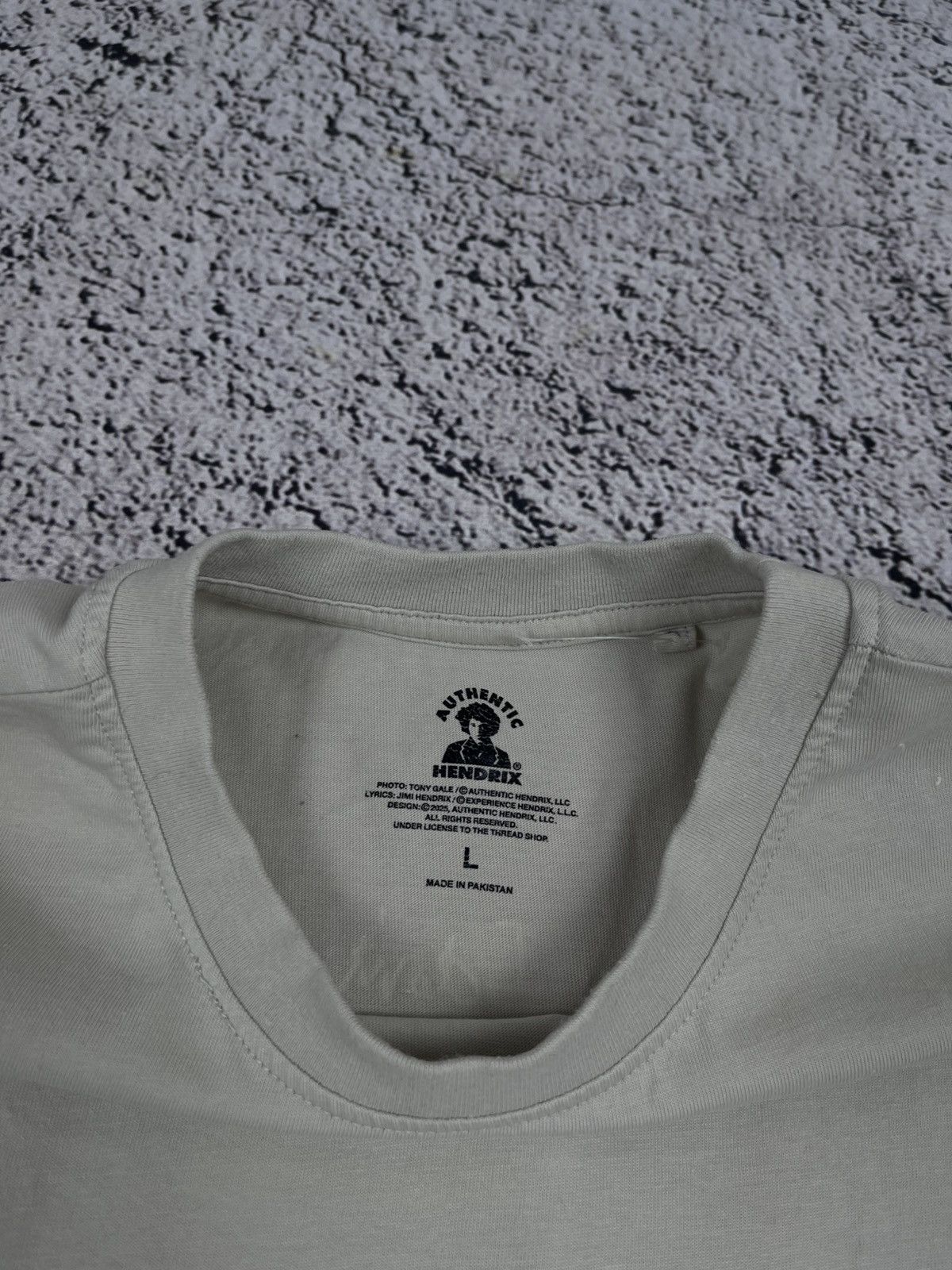 Jimi Hendrix Vintage Jimi Hendrix Back Logo Oversize Band tee T Shirt L Size US L / EU 52-54 / 3 - 9 Thumbnail