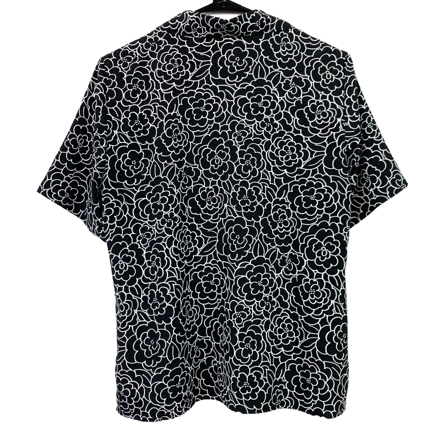 Worthington VINTAGE Worthington Petite Floral Black White Button Up Shirt Womens PM 90s Screen Printer? Size M / US 6-8 / IT 42-44 - 4 Thumbnail