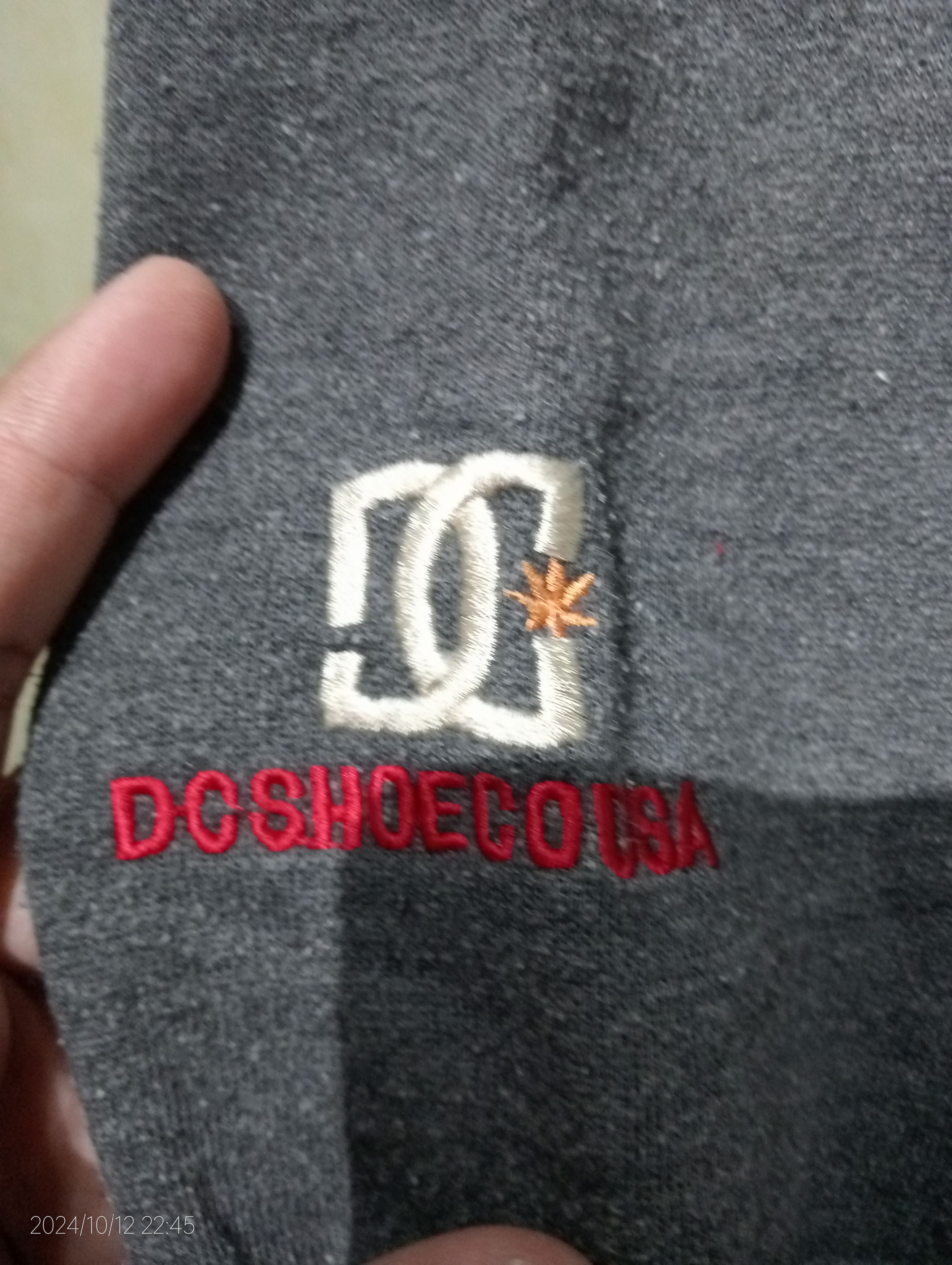DC Vintage DCShoeCoUSA Embroidery Pullover Hoodie Size US XL / EU 56 / 4 - 4 Thumbnail