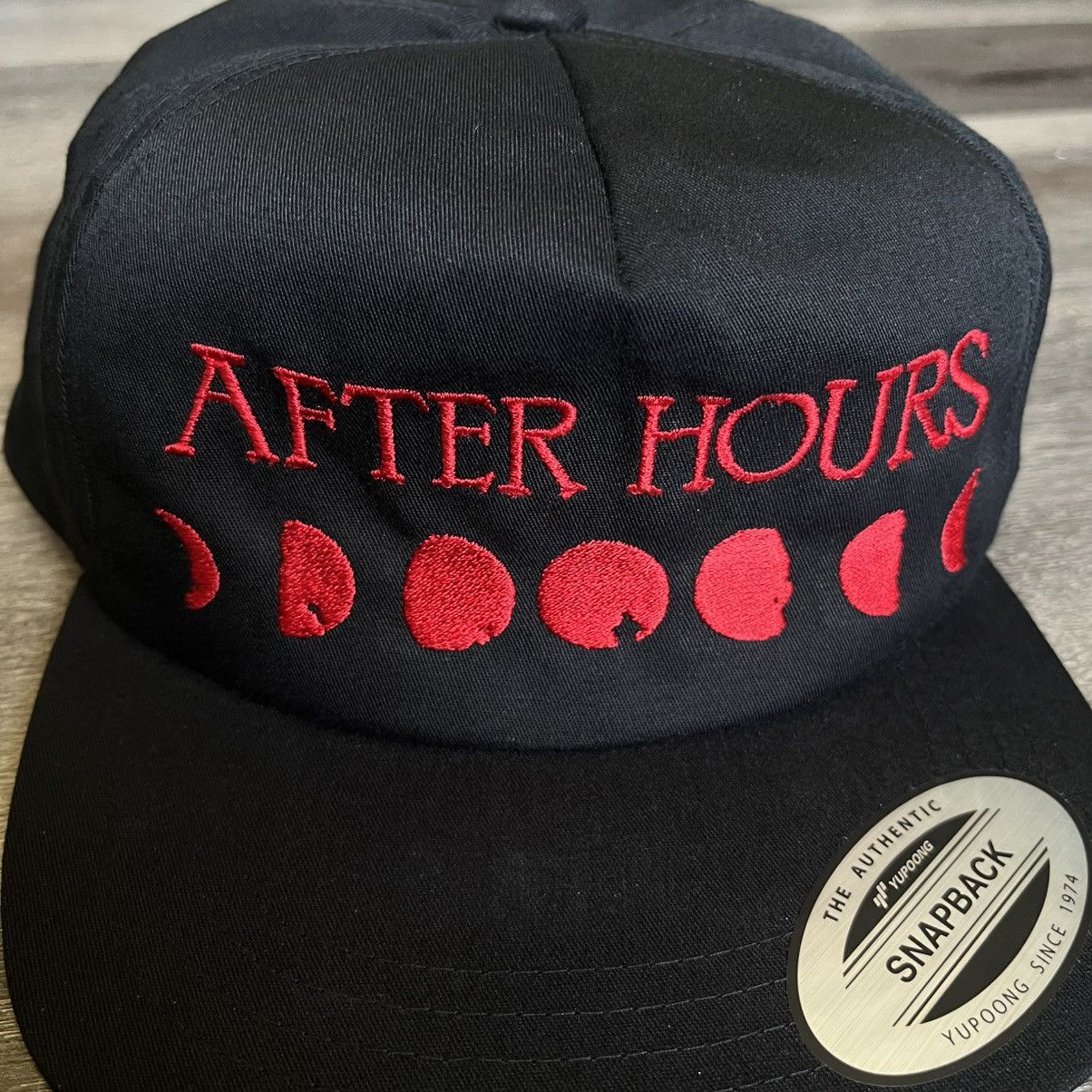 The Weeknd × XO The Weeknd XO After Hours Moon Phase Solid Panel Trucker Hat Size ONE SIZE - 4 Thumbnail