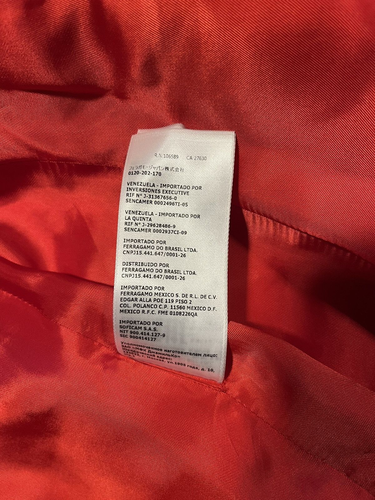 Salvatore Ferragamo Ferragamo red wool double breasted blazer. Size M / US 6-8 / IT 42-44 - 10 Thumbnail