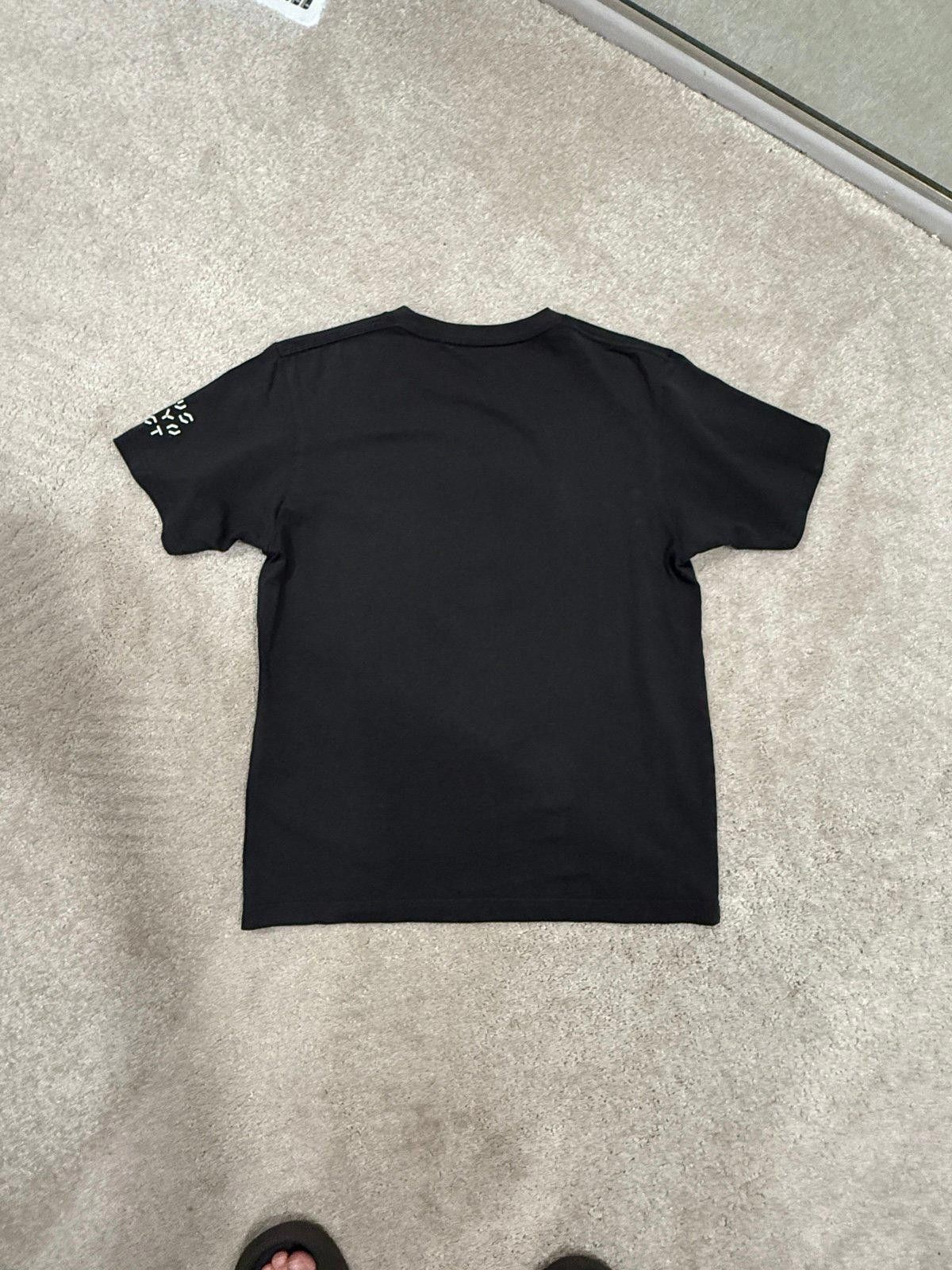 Kaws Kaws Uniqlo Tokyo First Tee Size US S / EU 44-46 / 1 - 4 Thumbnail