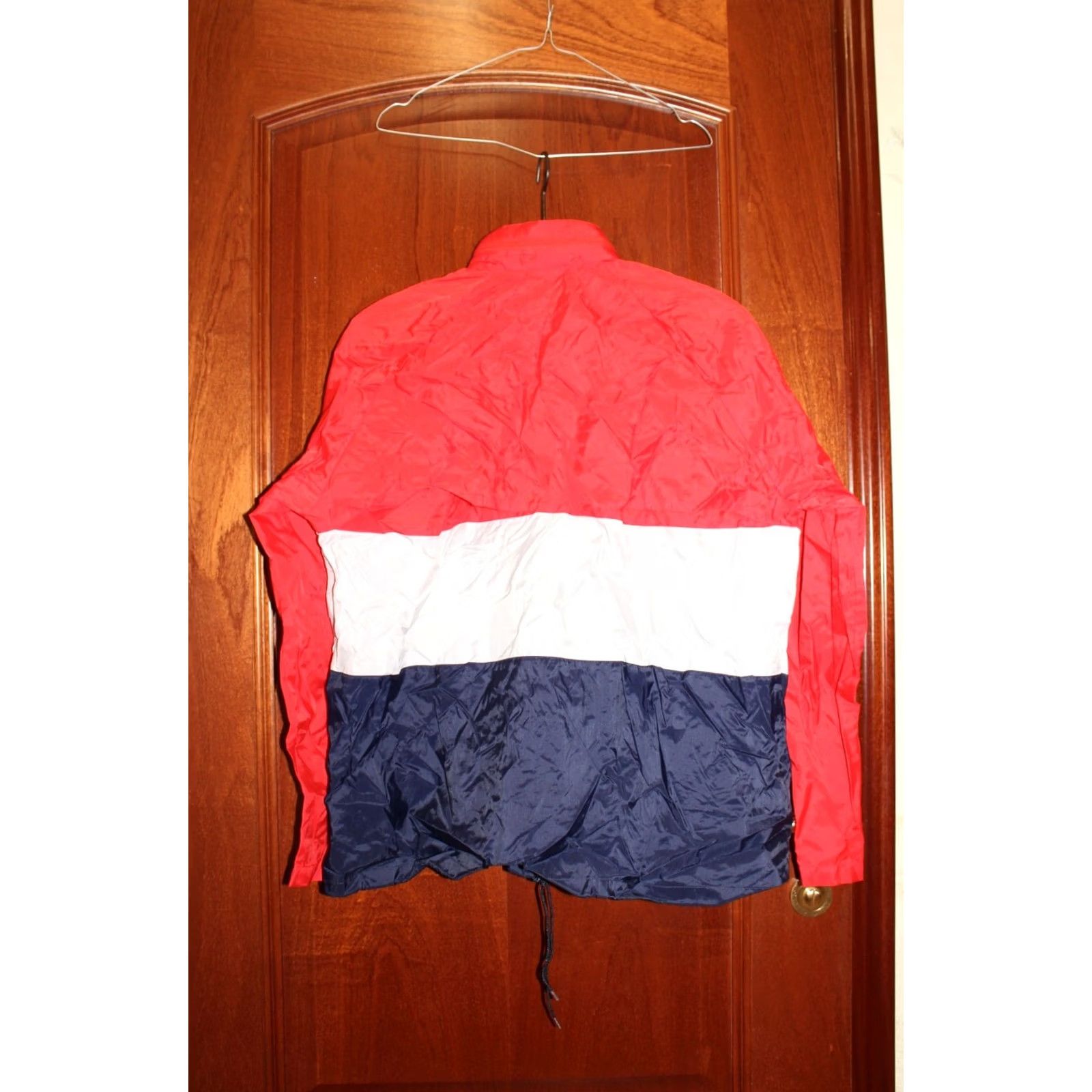 Adidas VINTAGE Adidas Track Jacket Shirt Unisex Adults L red/blue Nylon Zip Long Sleeve Regular All Seasons 1980s Modern Retro Size US L / EU 52-54 / 3 - 7 Thumbnail