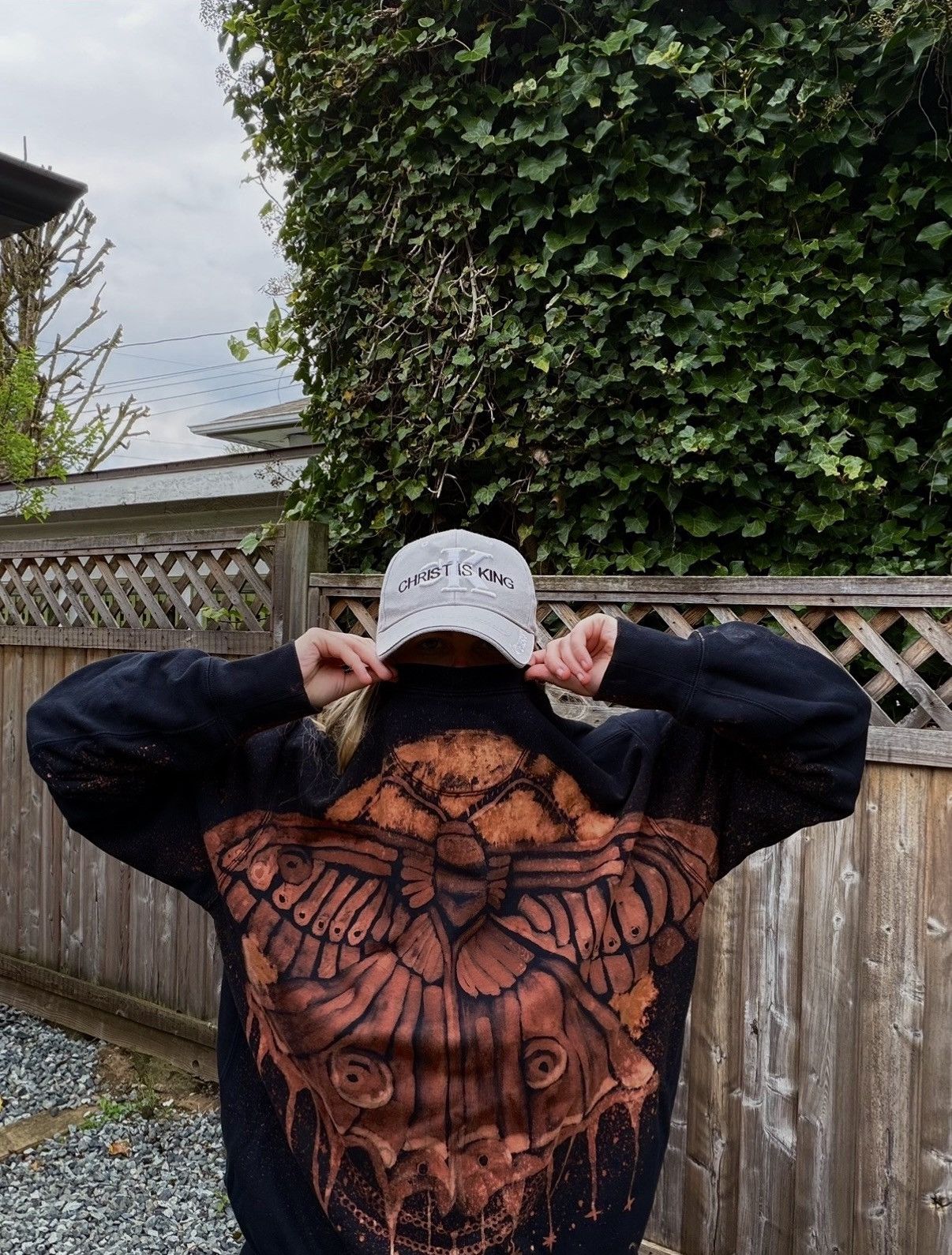 Other 1-of-1 Hand-Bleached Custom Sweater Size US XL / EU 56 / 4 - 1 Thumbnail
