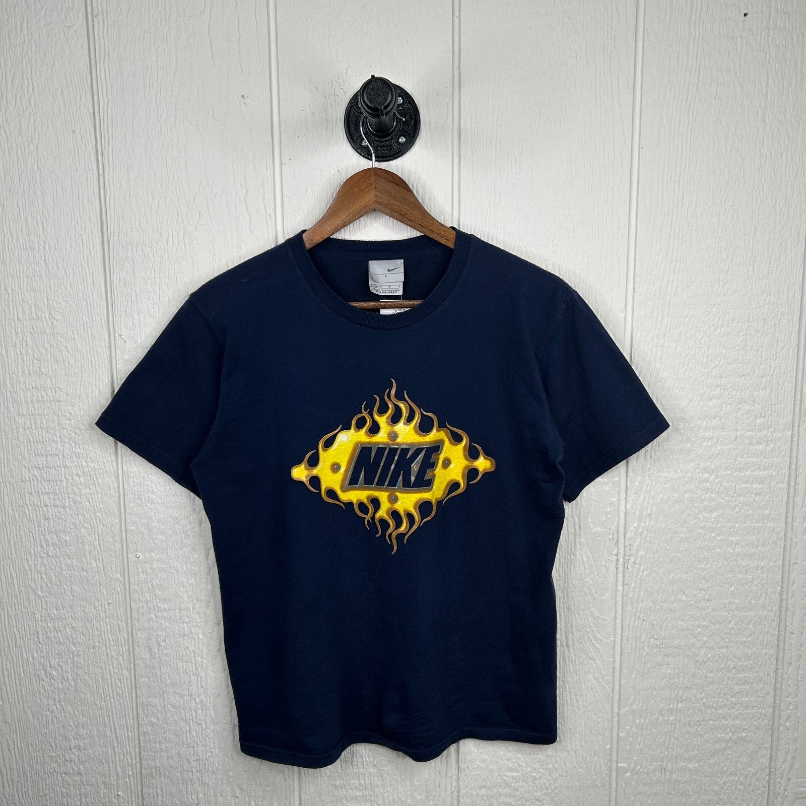 Nike Y2K Nike Flames Double-Sided Streetwear Graphic Tee Small Size US S / EU 44-46 / 1 - 2 Thumbnail