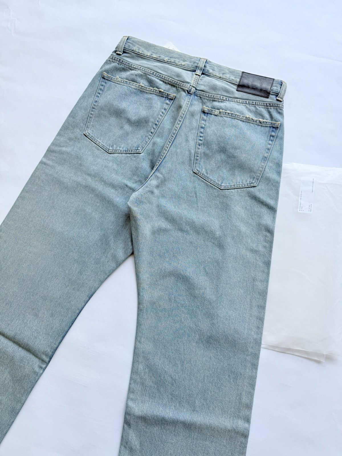 Vuja De VUJADE MILES RELAXED-FIT JEANS IN ICE BLUE Size US 34 / EU 50 - 4 Thumbnail
