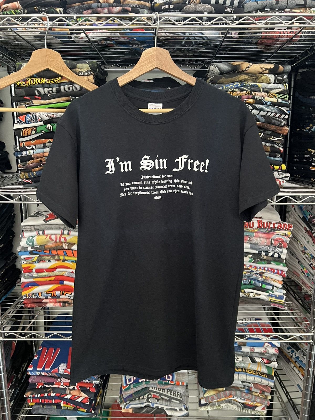 Gildan 2000s I’m Sin Free Jesus Religion Quote Tee Size US M / EU 48-50 / 2 - 1 Thumbnail