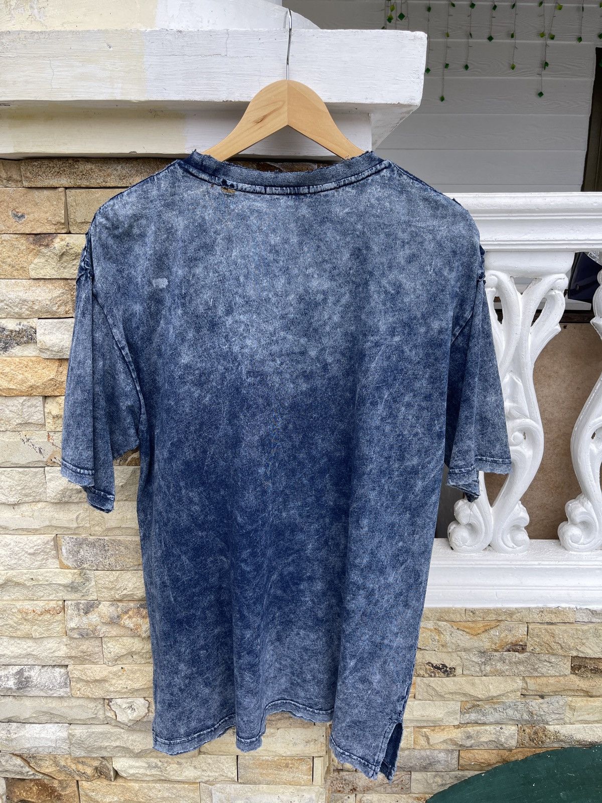 Vintage Last Drop🔥Rare🔥Vintage Thrashed Design Tee Size US L / EU 52-54 / 3 - 3 Thumbnail