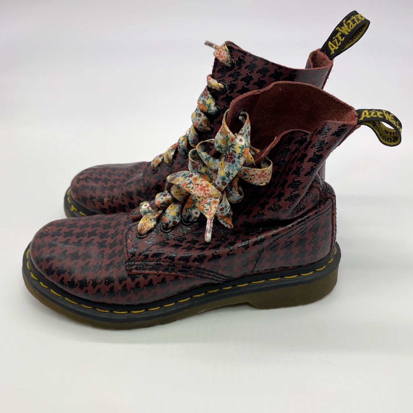 Dr. Martens VINTAGE? (No) Dr. Martens Pina Combat Boot Houndstooth Red Black Lace Up Mid-Calf Women Adult 7 US 38 EU 5 UK 5 B Black Red 90s Punk Boots womens Size US 5 / IT 35 - 5 Thumbnail