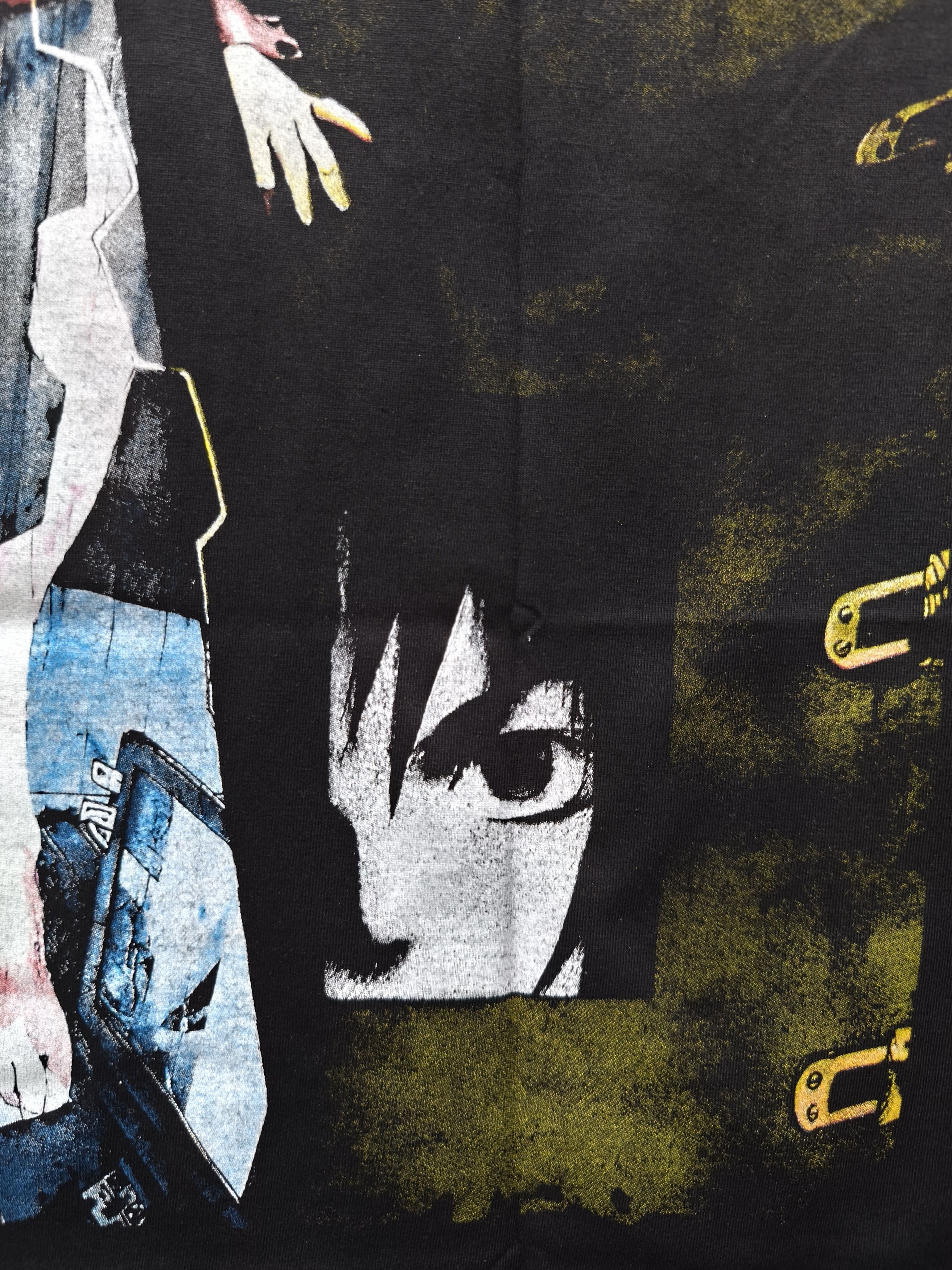 Anime Serial Experiments Lain V3 T-shirt Size US XL / EU 56 / 4 - 16 Thumbnail