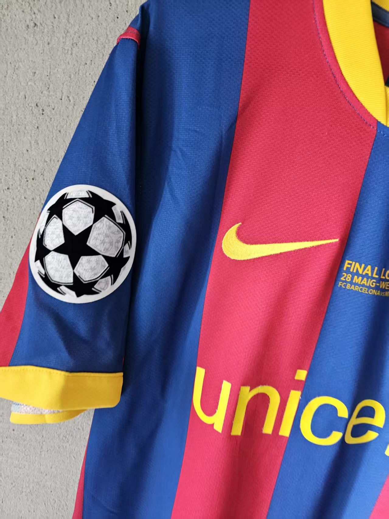 Other 2010 2011 Barcelona #10 Messi Jersey Size US S / EU 44-46 / 1 - 3 Thumbnail