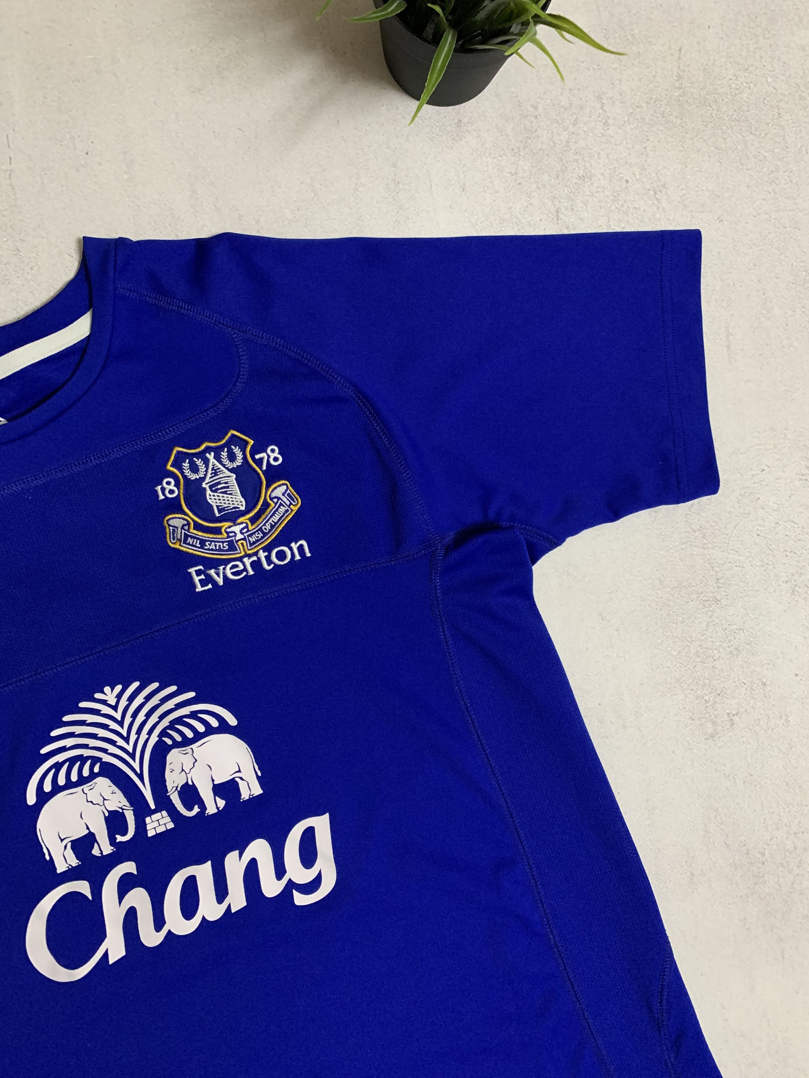 Le Coq Sportif × Vintage Vintage Everton Arteta Jersey T Shirt Le Coq Sportif Size US M / EU 48-50 / 2 - 4 Thumbnail