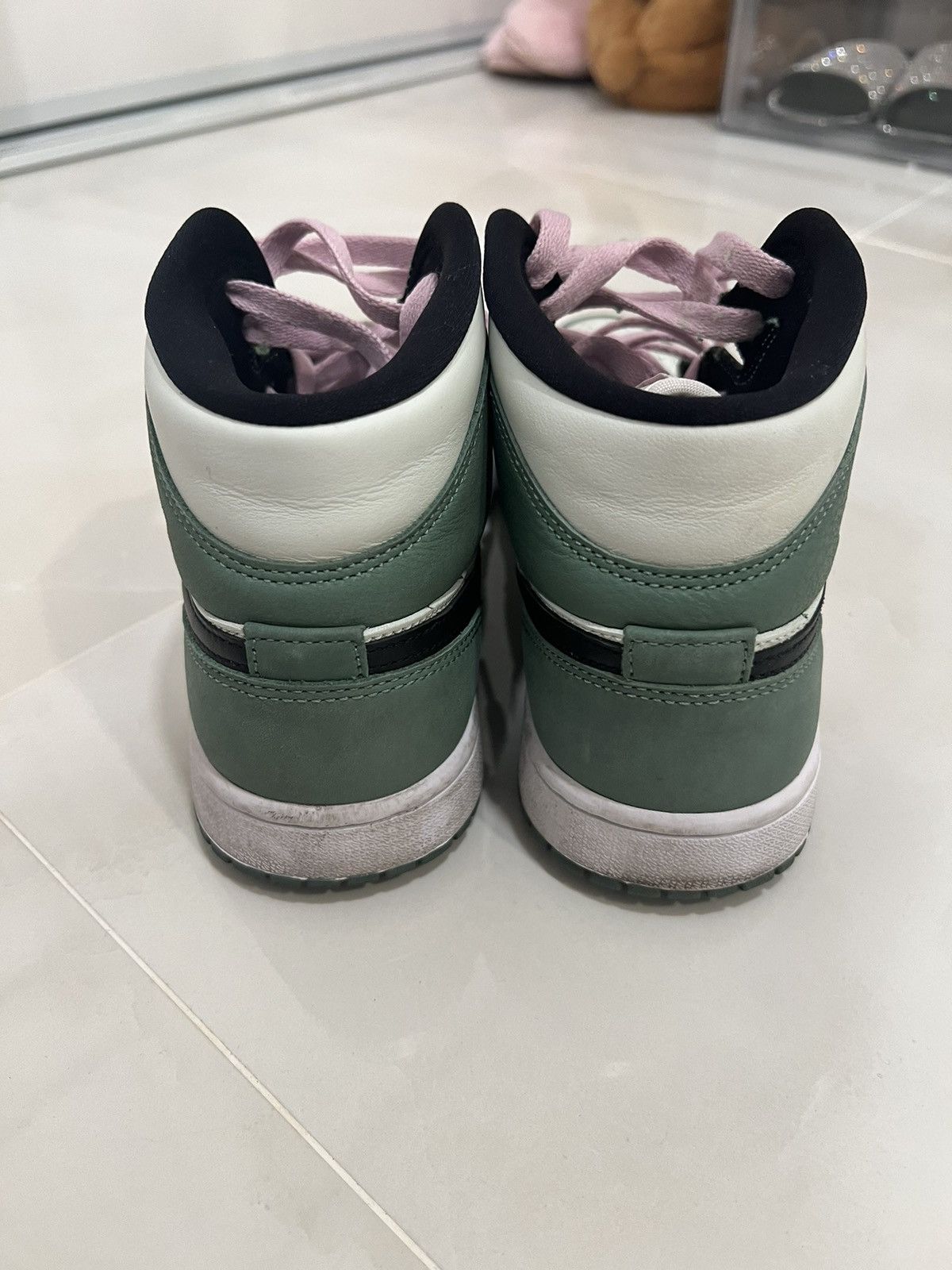 Jordan Brand Jordan mids pink/green shoes Size US 8.5 / IT 38.5 - 4 Thumbnail