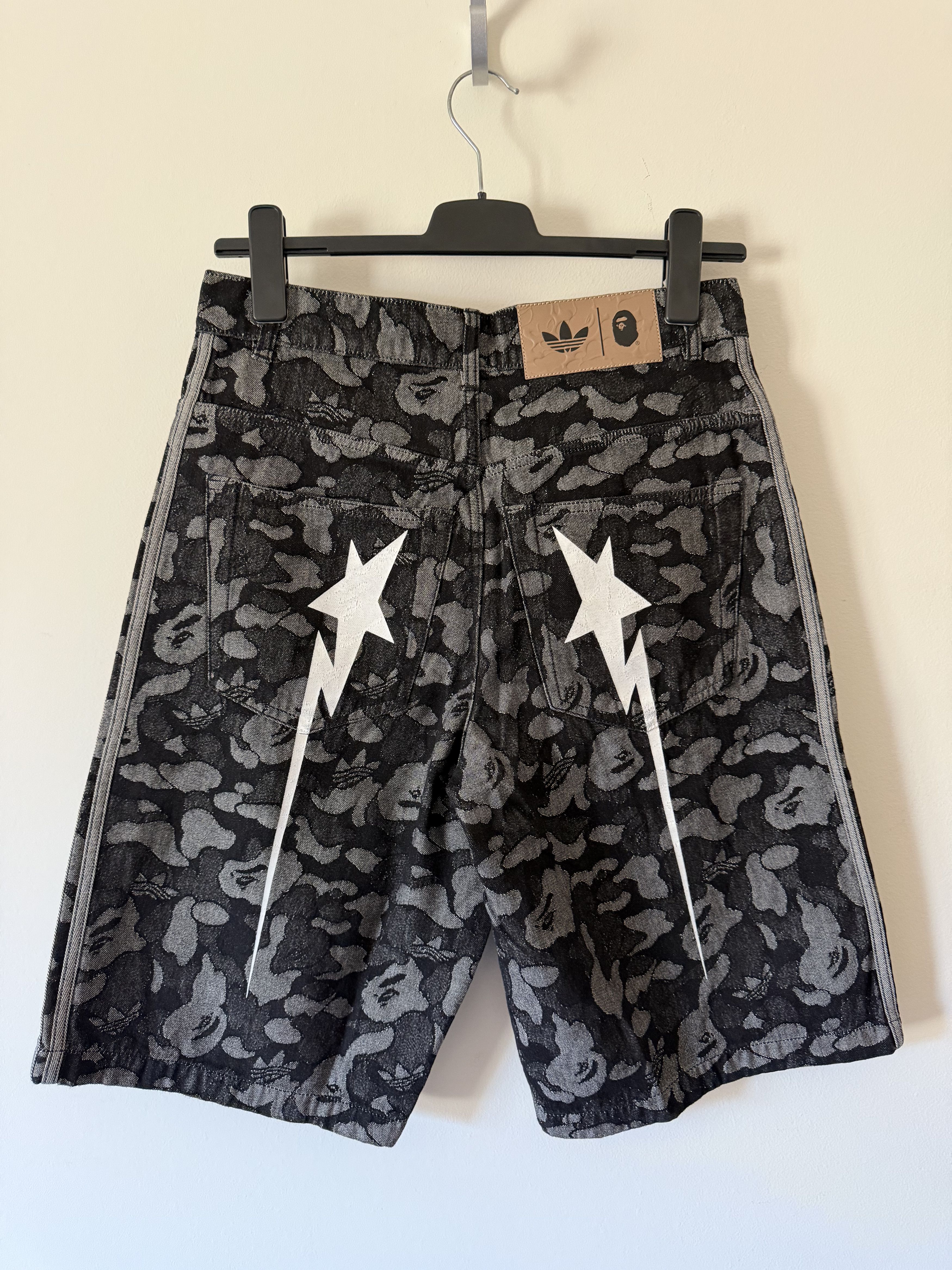 Adidas × Bape Bape Adidas Shark Denim Shorts in Black Camo Size US 32 / EU 48 - 5 Thumbnail