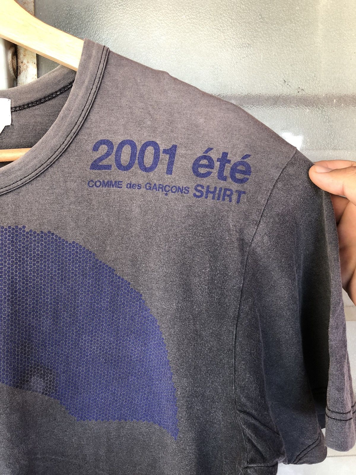 Comme des Garcons Vintage Comme Des Garçons 2001 ete Japanese Design Faded Tee Size US L / EU 52-54 / 3 - 4 Thumbnail