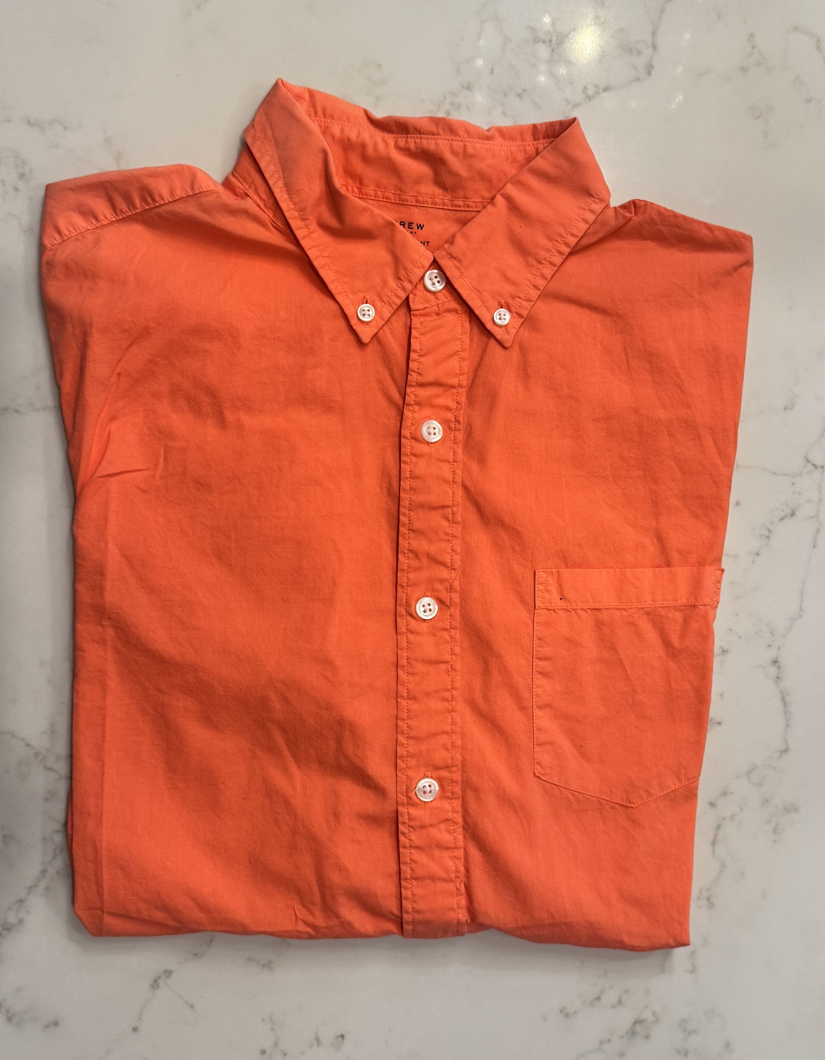 J.Crew J. Crew Light Weight Button Down Size US M / EU 48-50 / 2 - 1 Preview