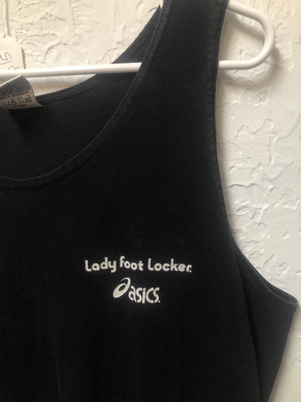 Vintage 90s Tank Top Shirt Lady Foot Locker ASIC Women Empowerment L Size L / US 10 / IT 46 - 2 Thumbnail