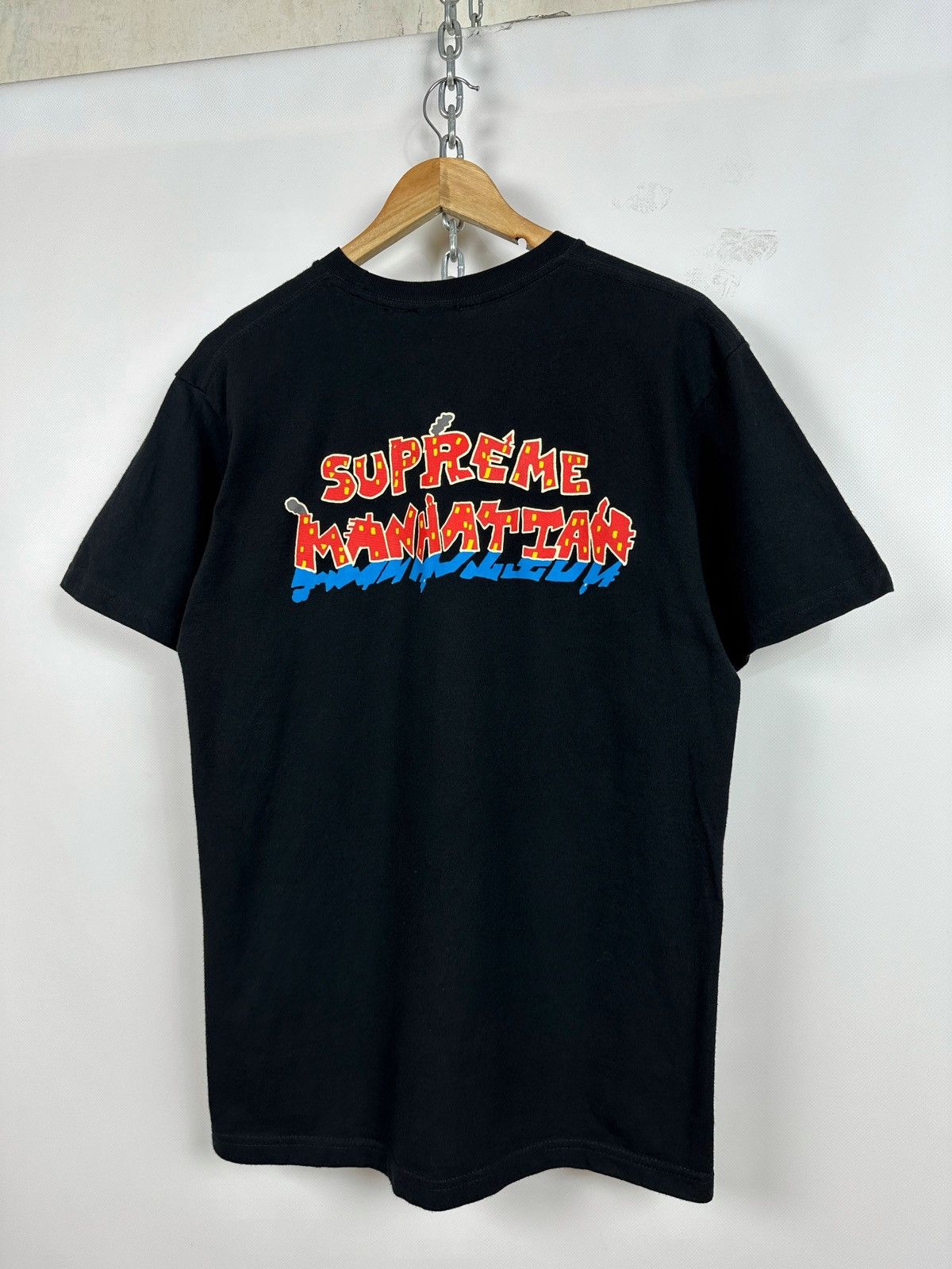 Supreme Supreme Manhattan Black T-Shirt Size US M / EU 48-50 / 2 - 12 Thumbnail