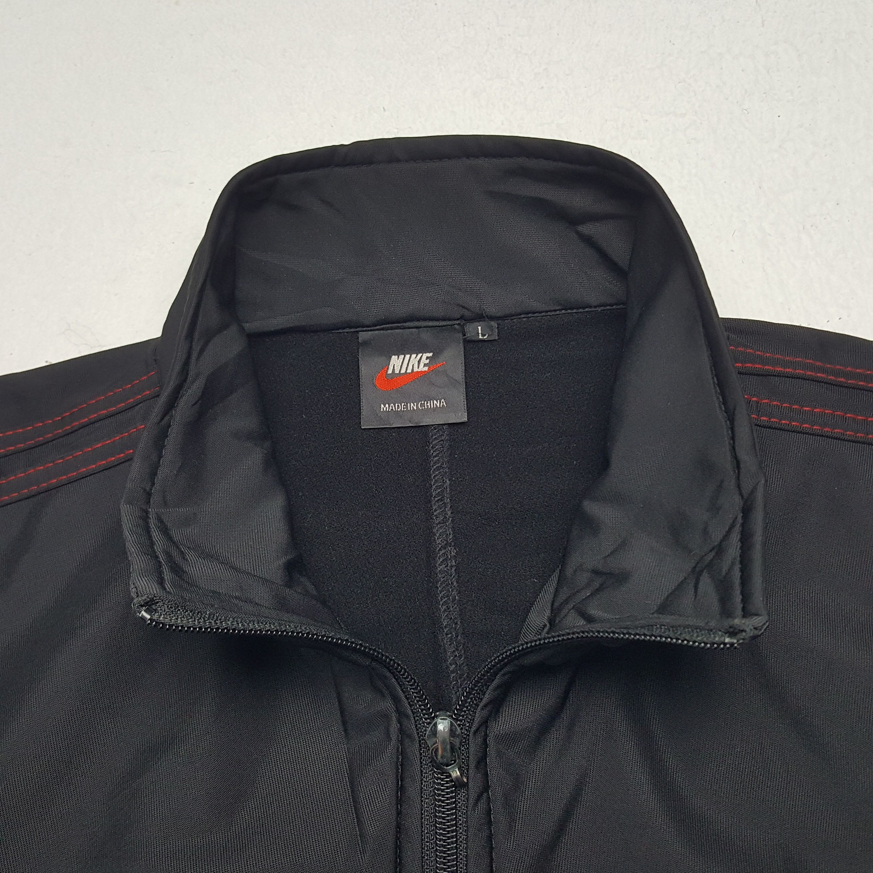 Nike × Vintage Vintage Nike Windbreaker Jacket Size US L / EU 52-54 / 3 - 4 Thumbnail