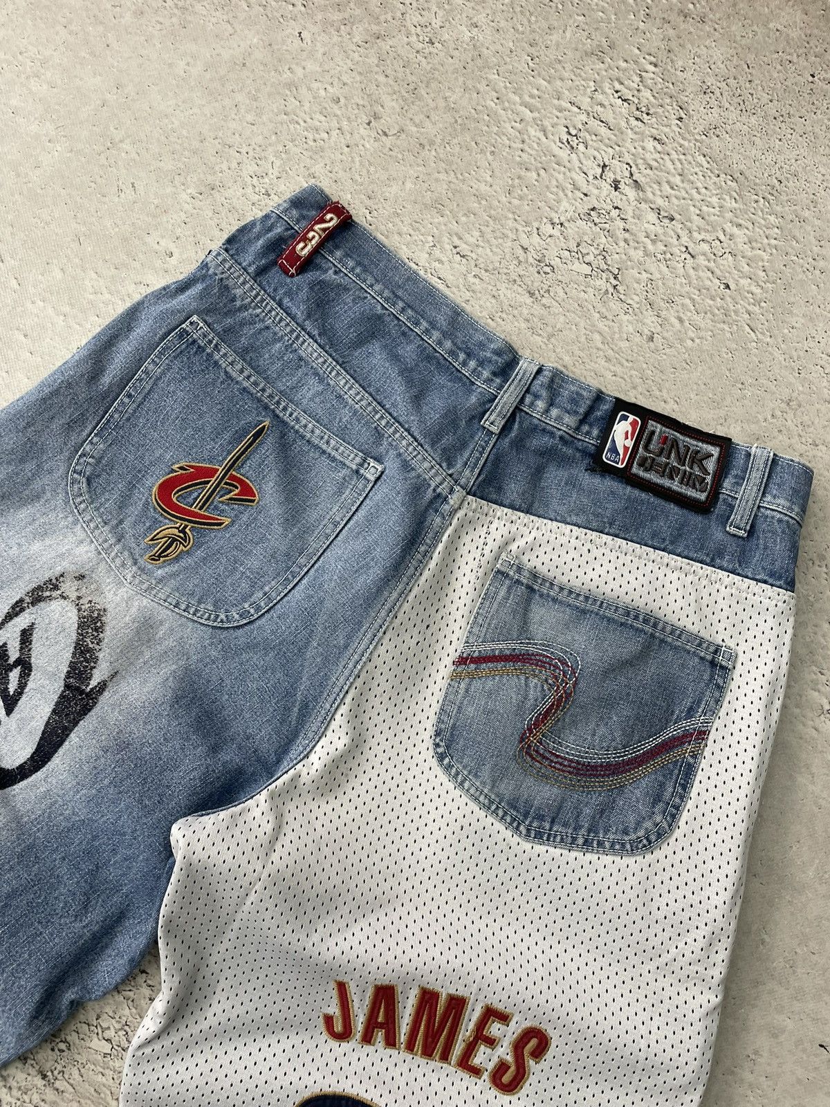 NBA Rare denim distressed NBA JAMES y2k shorts Size US 34 / EU 50 - 9 Thumbnail