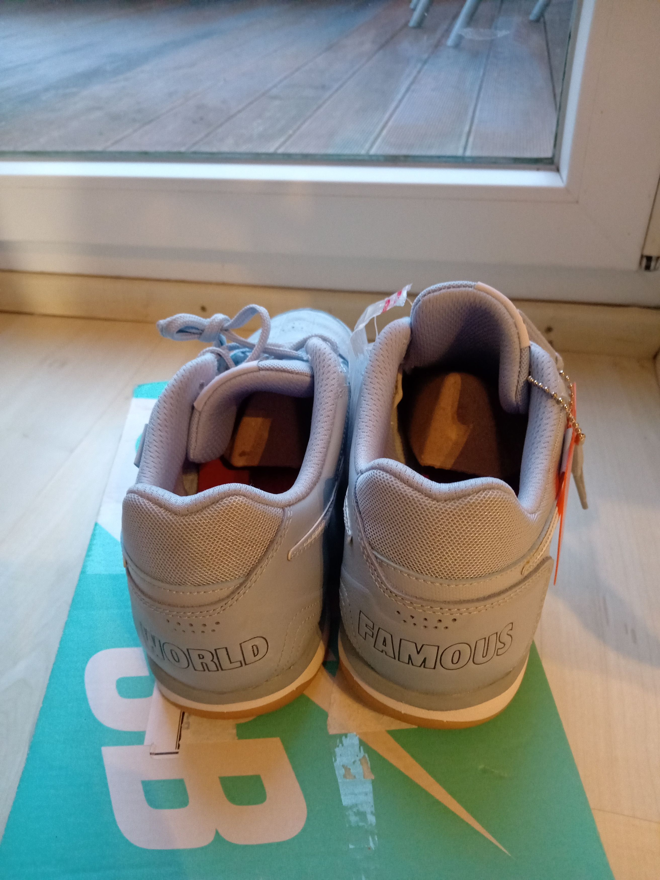 Nike New in Tags Nike gato supreme lunargato Size US 9 / EU 42 - 6 Thumbnail