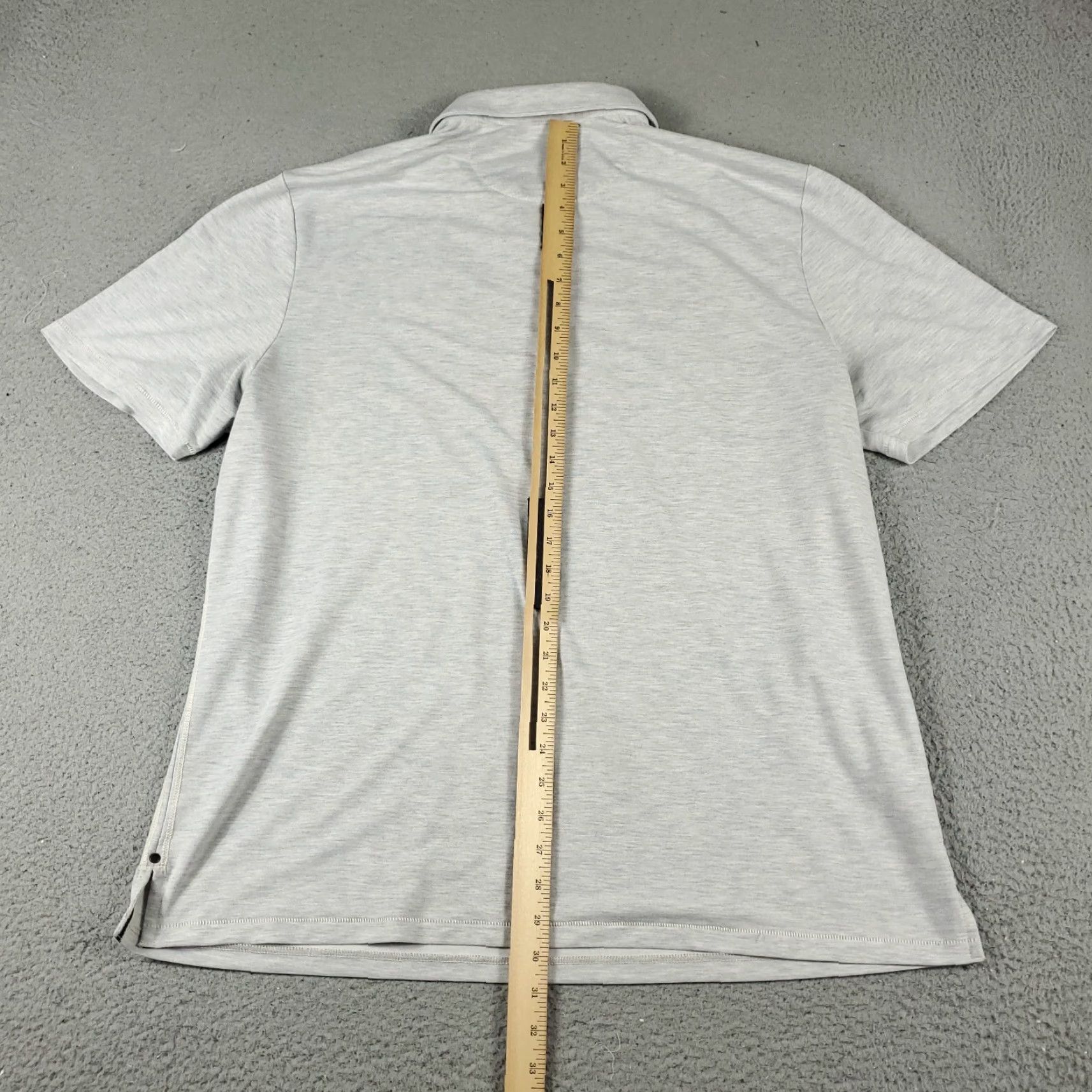Tommy Bahama Tommy Bahama Polo Shirt Mens XL Gray Casual Short Sleeve Shirt Colar Button Front Logo Classic American Preppy 90s Theme Mens XL Gray Shop Now Size US XL / EU 56 / 4 - 4 Thumbnail