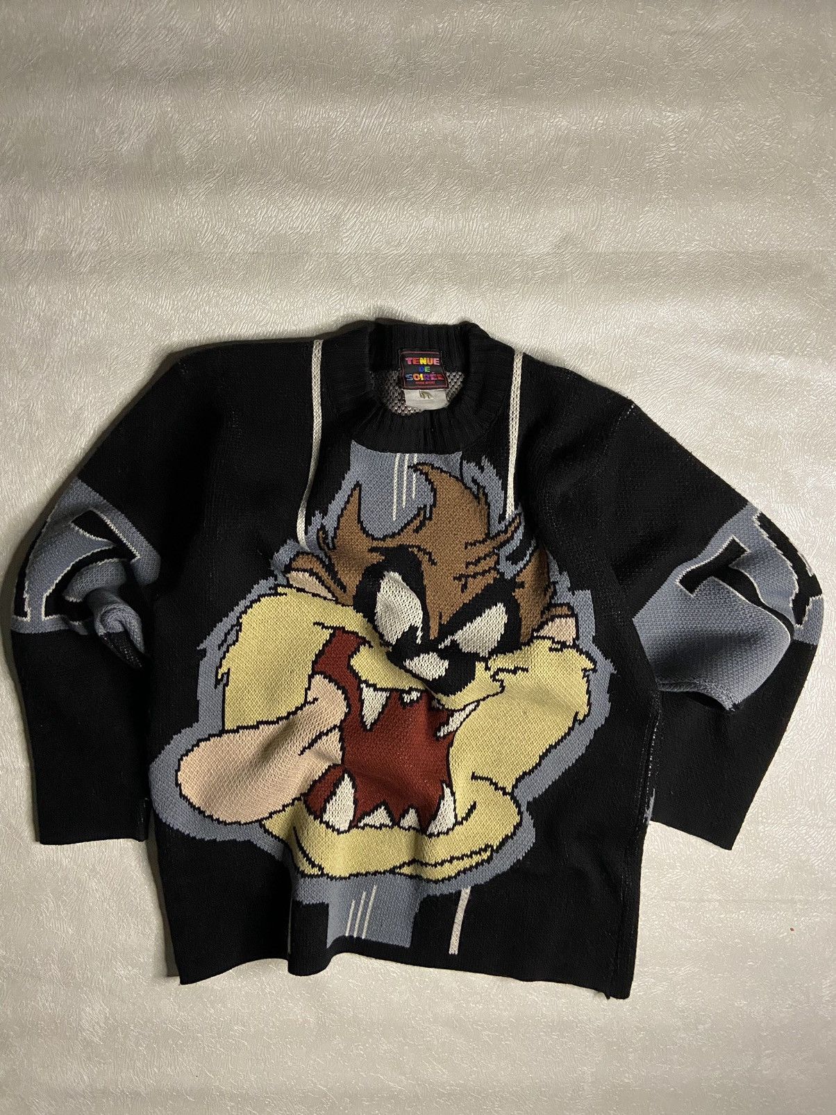 Japanese Brand × Vintage SWEATHER Looney Tunes VINTAGE 90s Size US L / EU 52-54 / 3 - 1 Thumbnail