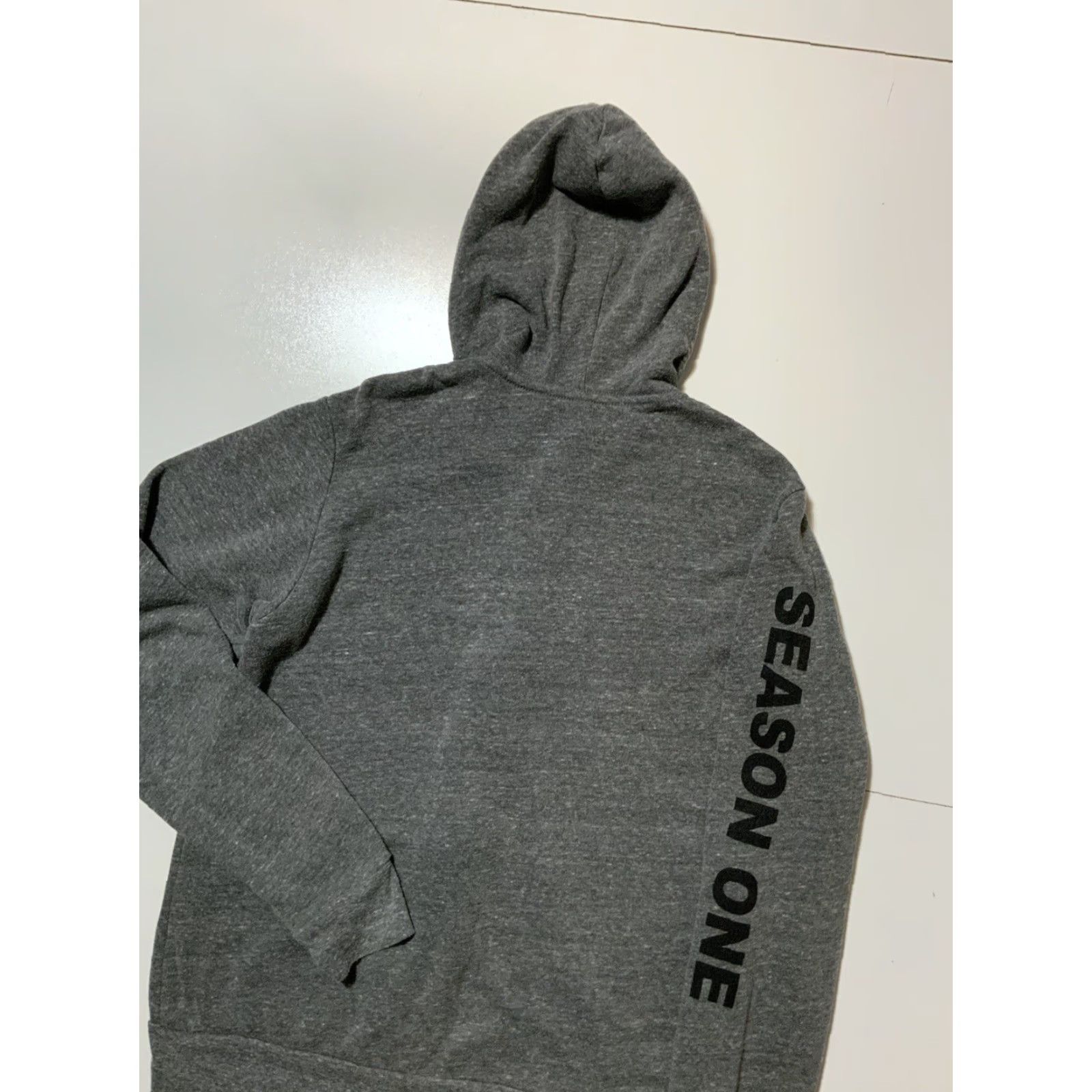 Vintage VINTAGE Alex Inc ABC Sitcom TV Series Season One Cast Crew Promo Full Zip Hoodie Sz. M Gray Mens Size US M / EU 48-50 / 2 - 4 Thumbnail