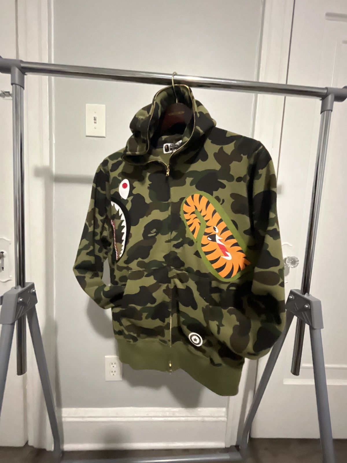 Bape 1st Camo Shark Full Zip Hoodie Size US M / EU 48-50 / 2 - 5 Thumbnail