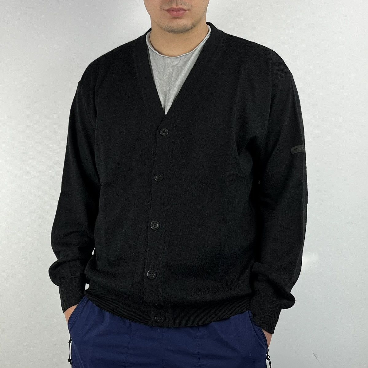 Japanese Brand Vintage sweater cardigan wool size Large Size US L / EU 52-54 / 3 - 1 Thumbnail